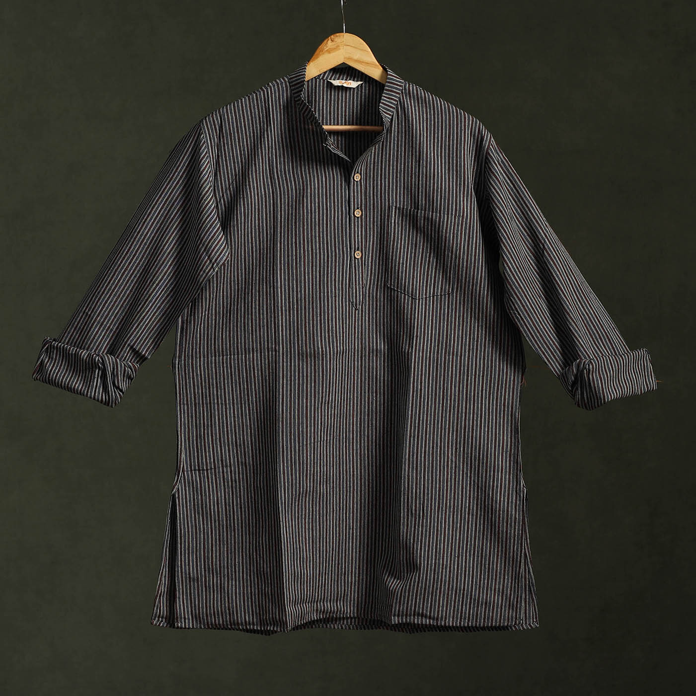 Jhiri handloom cotton short kurta for men 07 - handcrafted