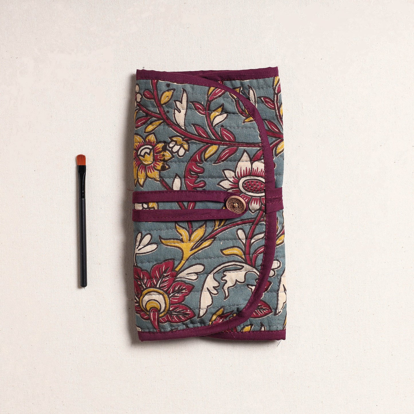 Kalamkari Fabric Multipurpose Segmented Make-up Brush Wrap Pouch/Case