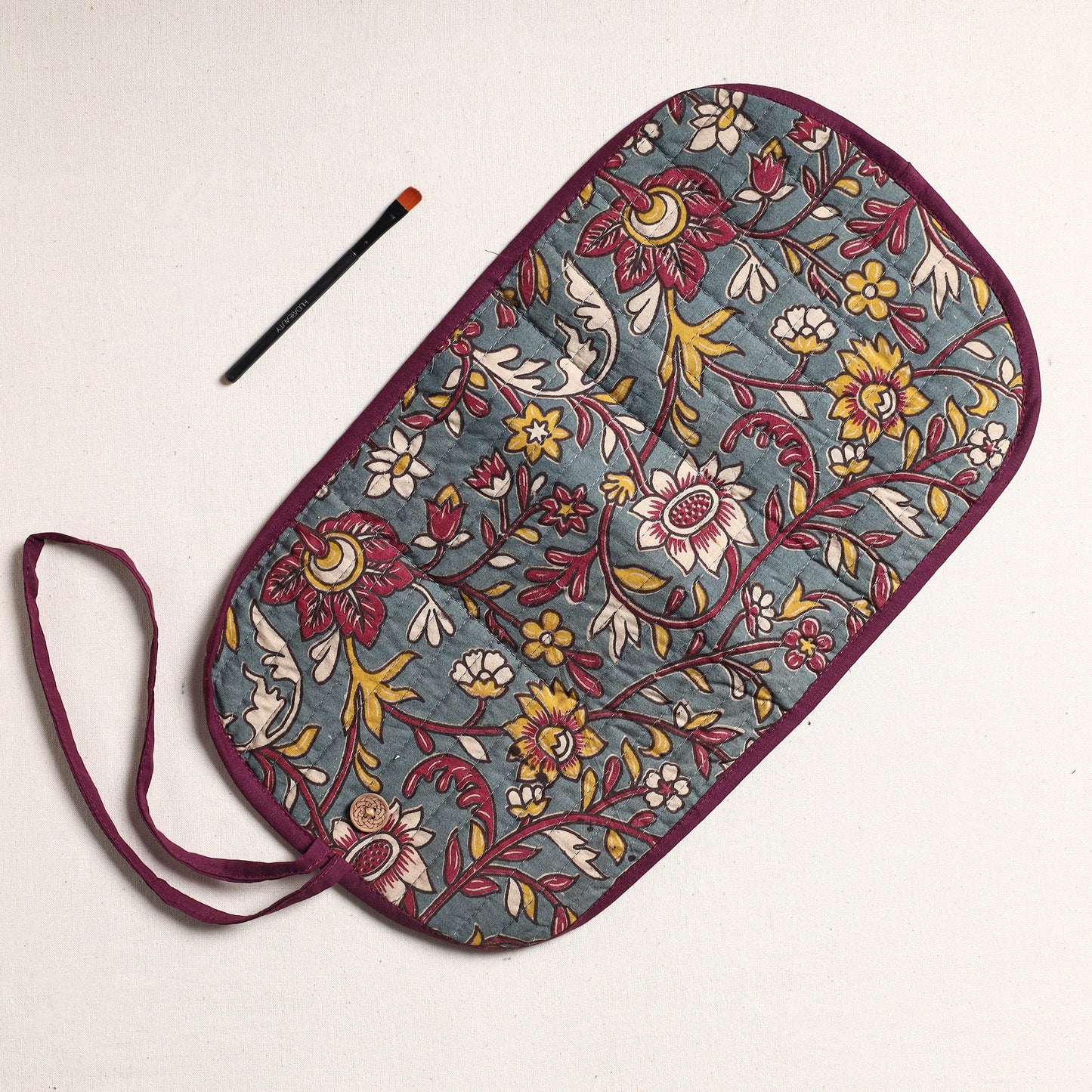 Kalamkari Fabric Multipurpose Segmented Make-up Brush Wrap Pouch/Case