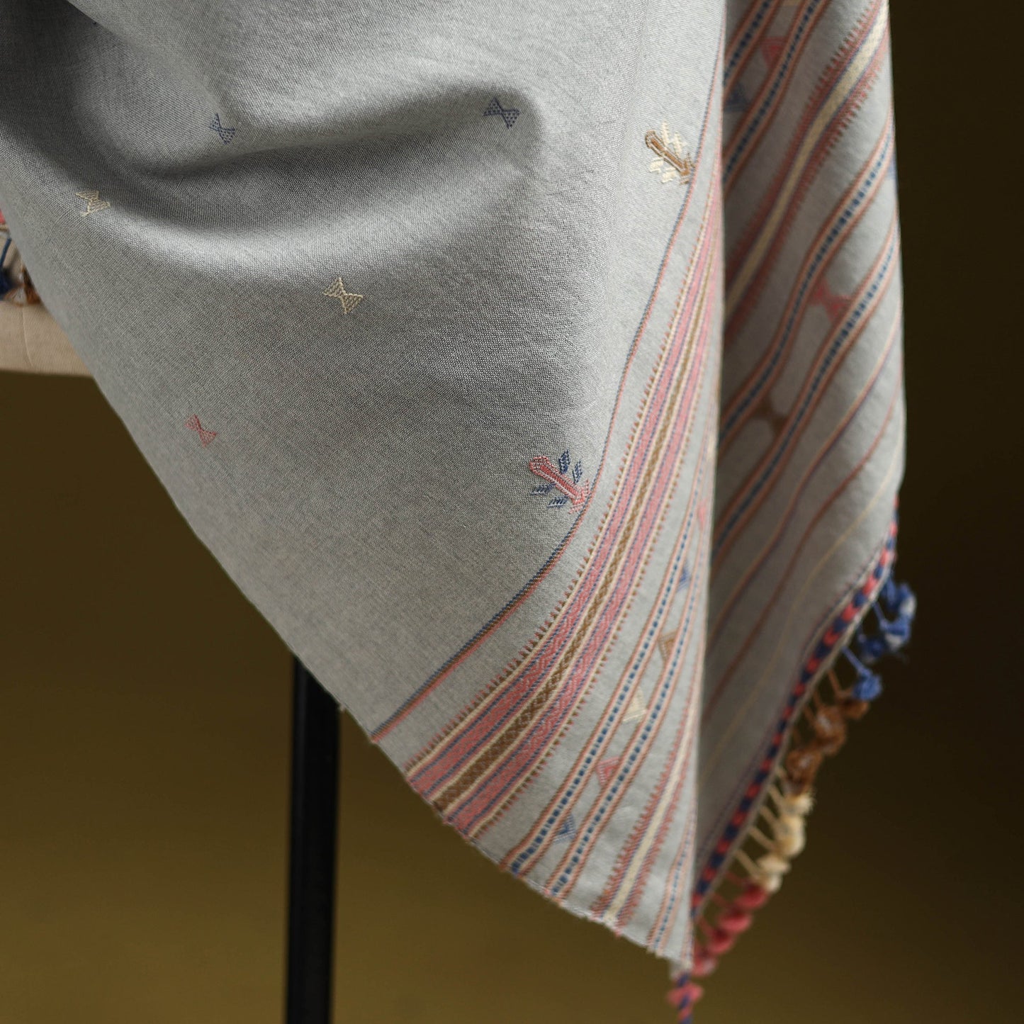 Kutch handwoven merino wool shawl 64 - handcrafted