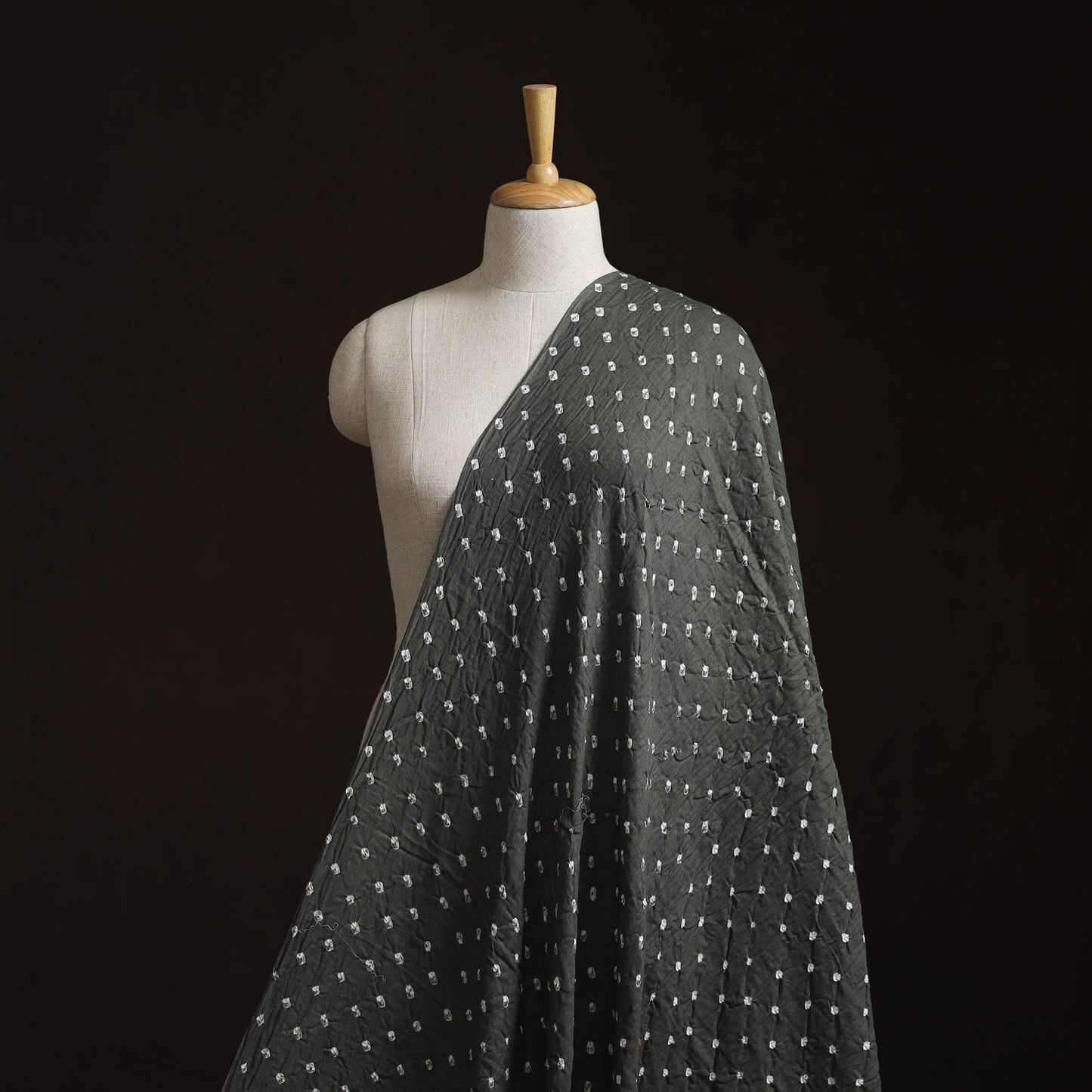 Kutch tie-dye cotton bandhani fabric 17 - handcrafted