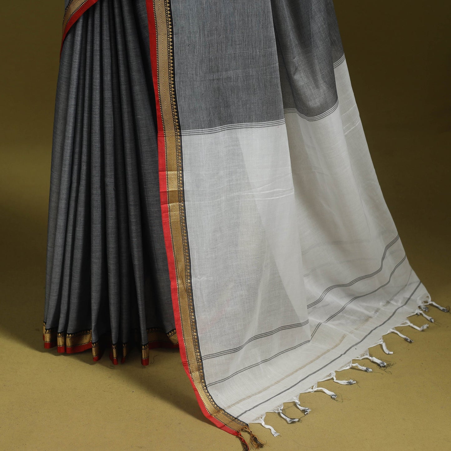 Mercerised cotton dharwad saree with thread border 20
