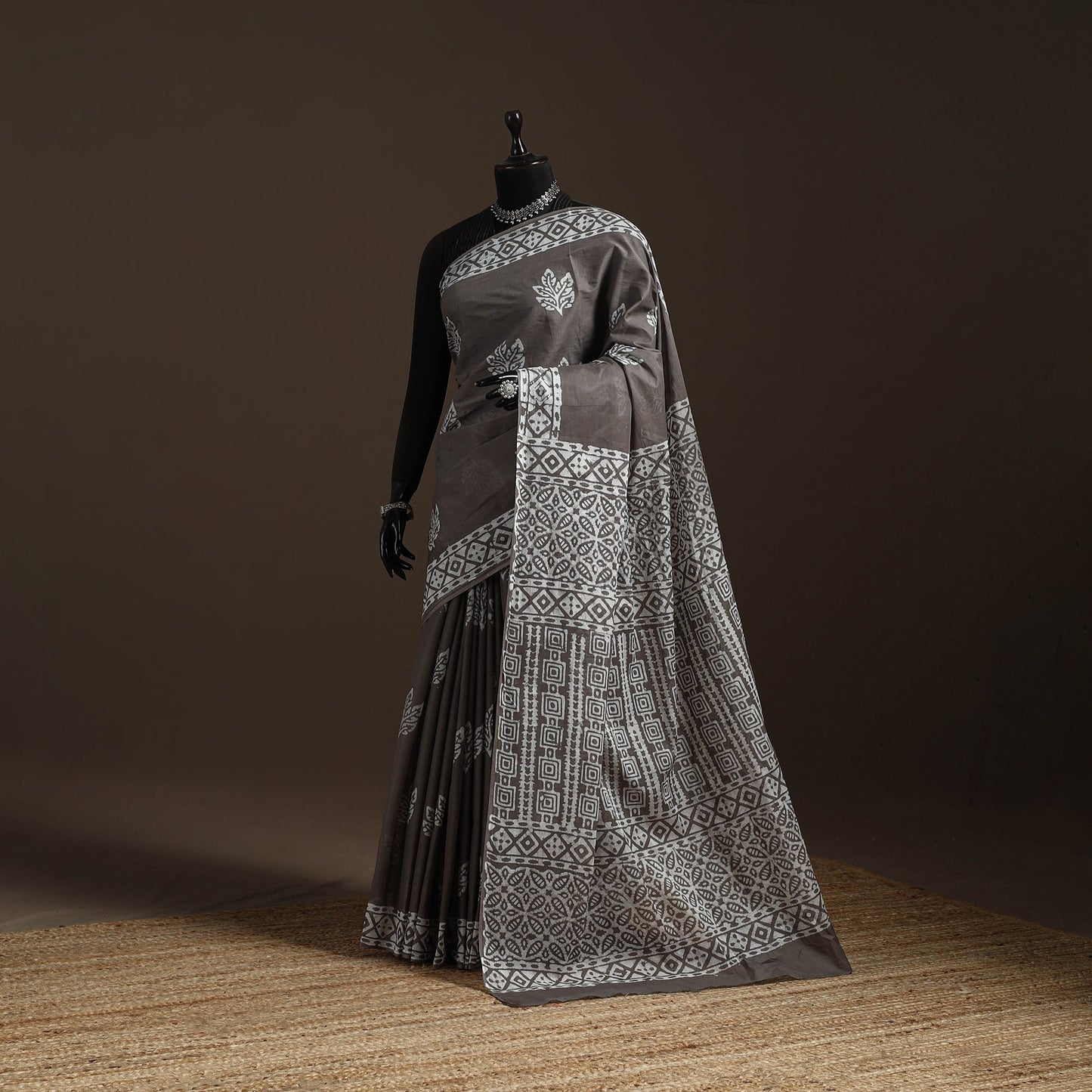 Mul cotton hand batik saree 07 - handcrafted