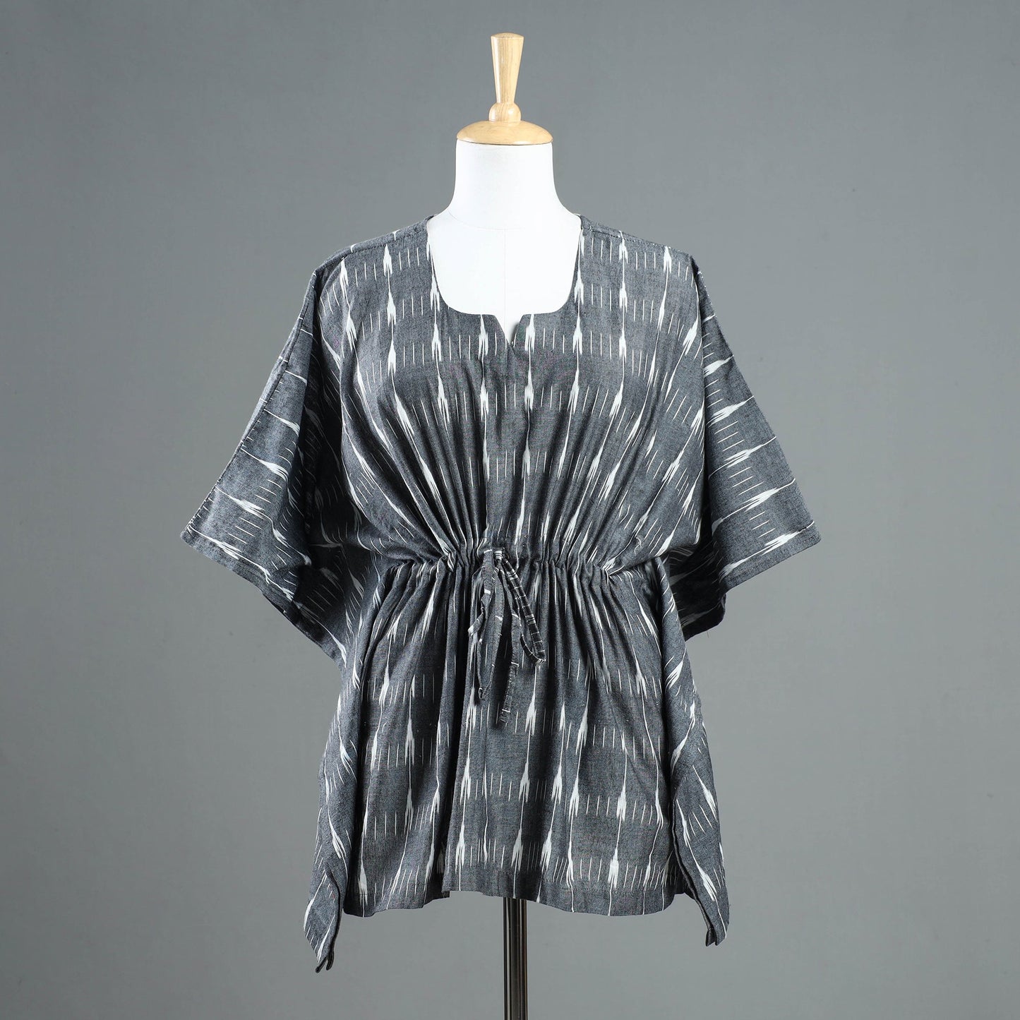 Ikat kaftan