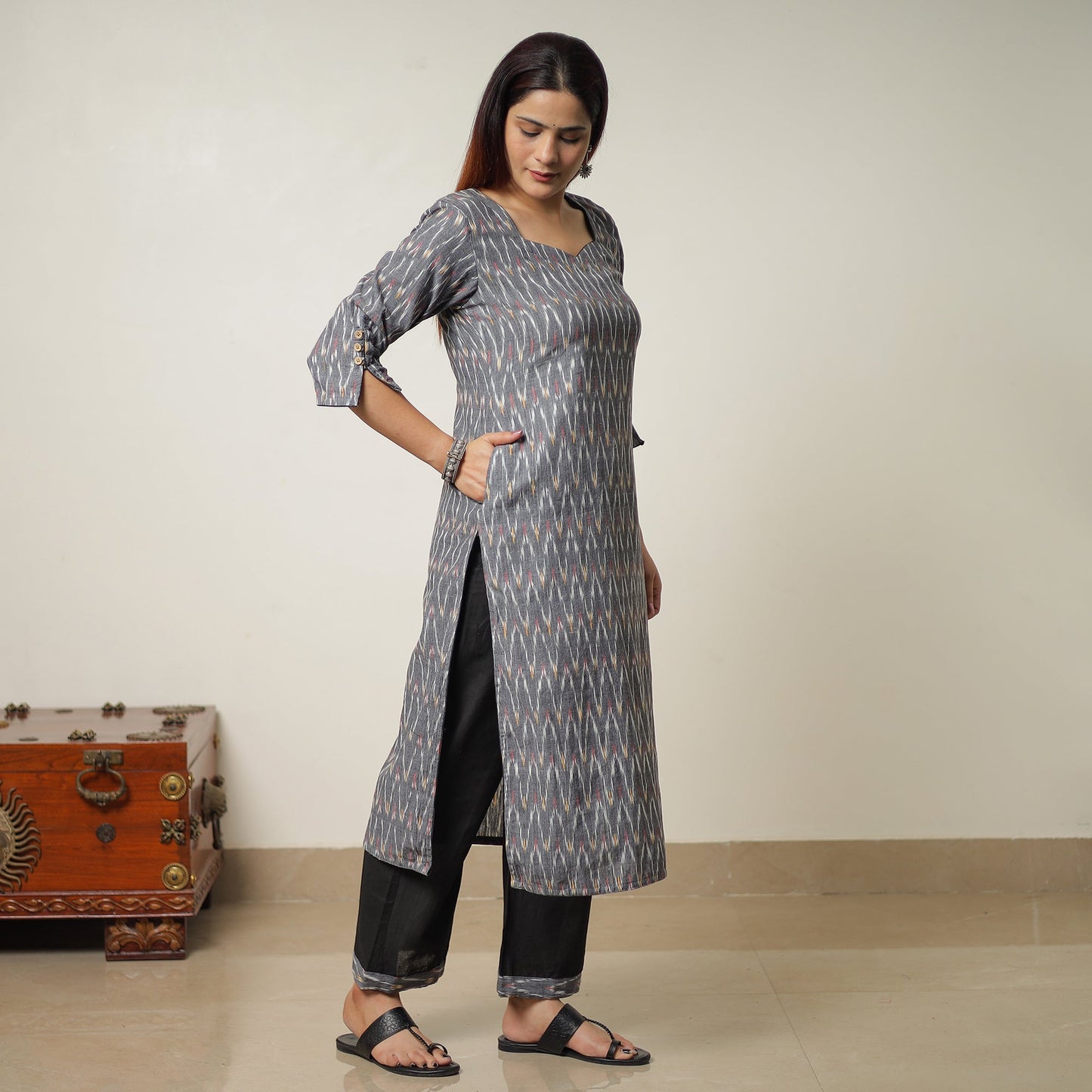 Pochampally Ikat Weave Cotton Kurta with Palazzo & Dupatta Set 01