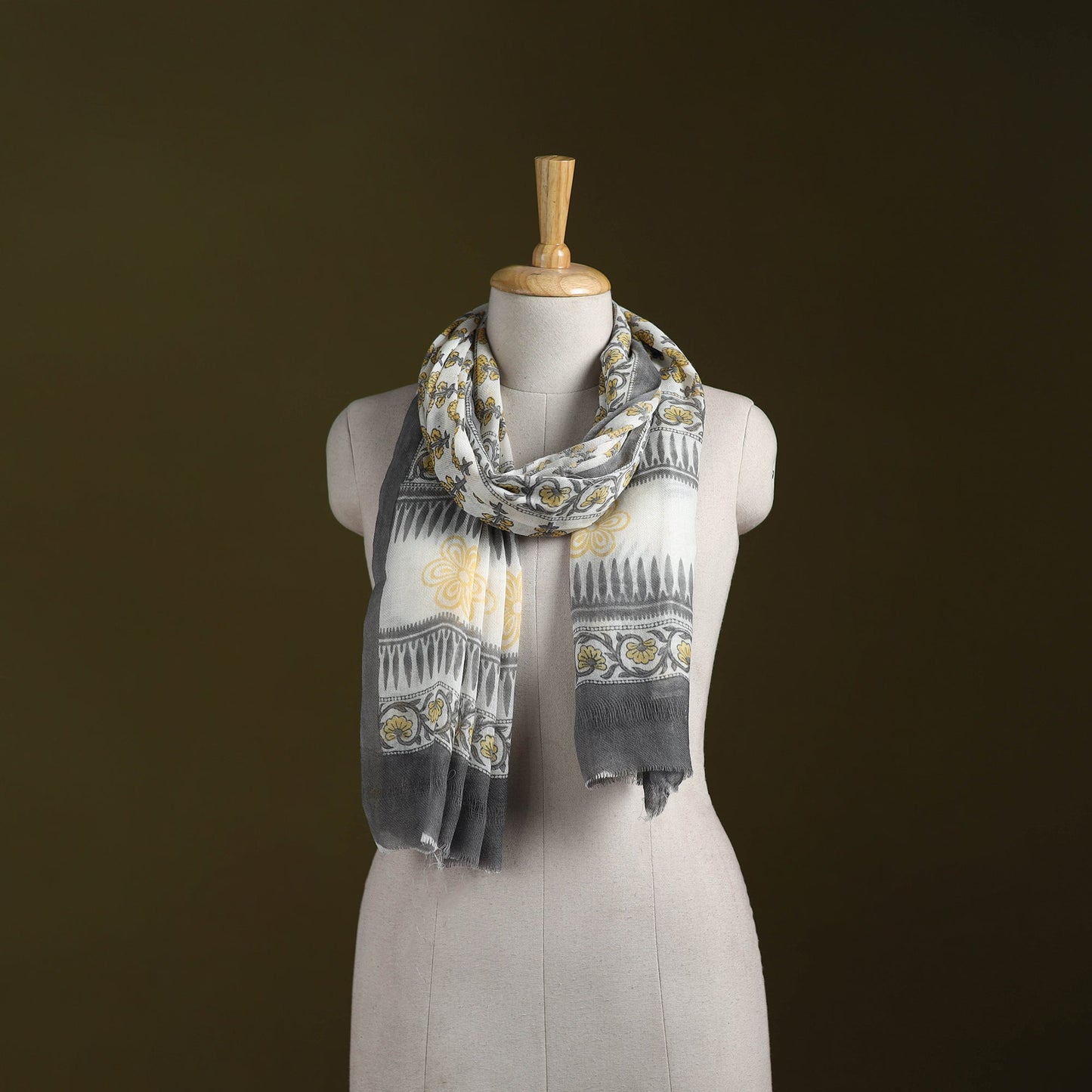 Pure wool hand sanganeri stole 27 - handcrafted