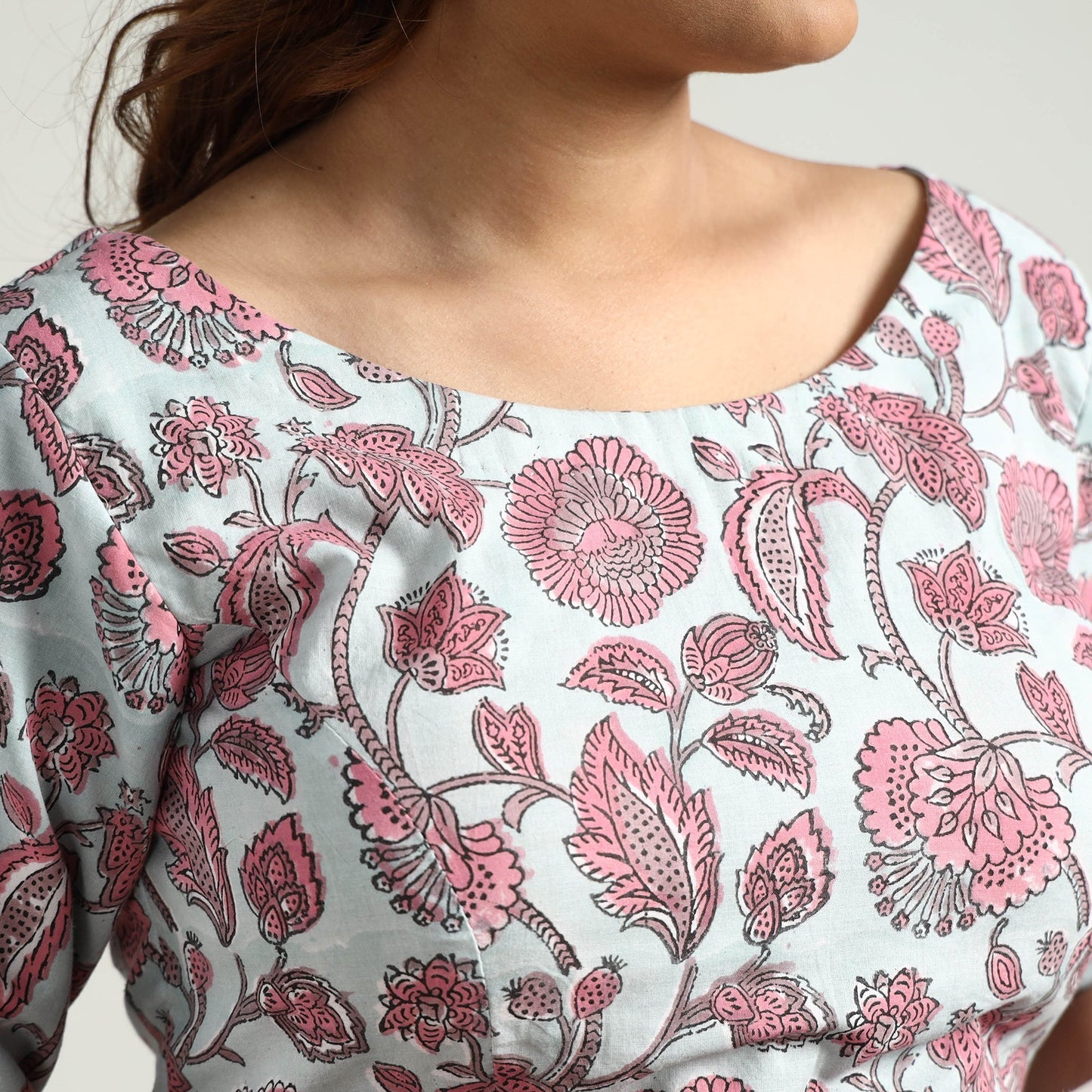 Buy Sanganeri Block Printed Cotton Stitched Blouse Online at iTokri.com