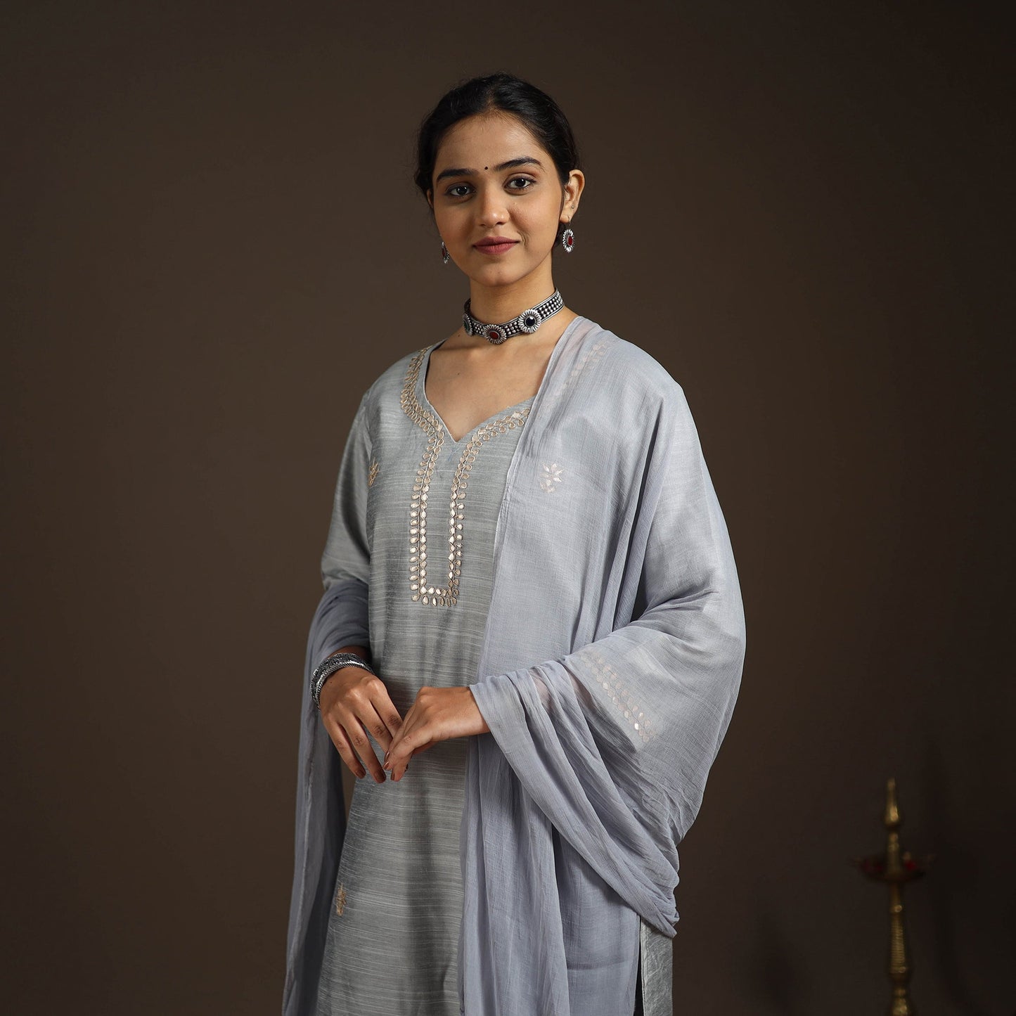 Grey - slub silk gota work plain kurta set (set of 3) 09