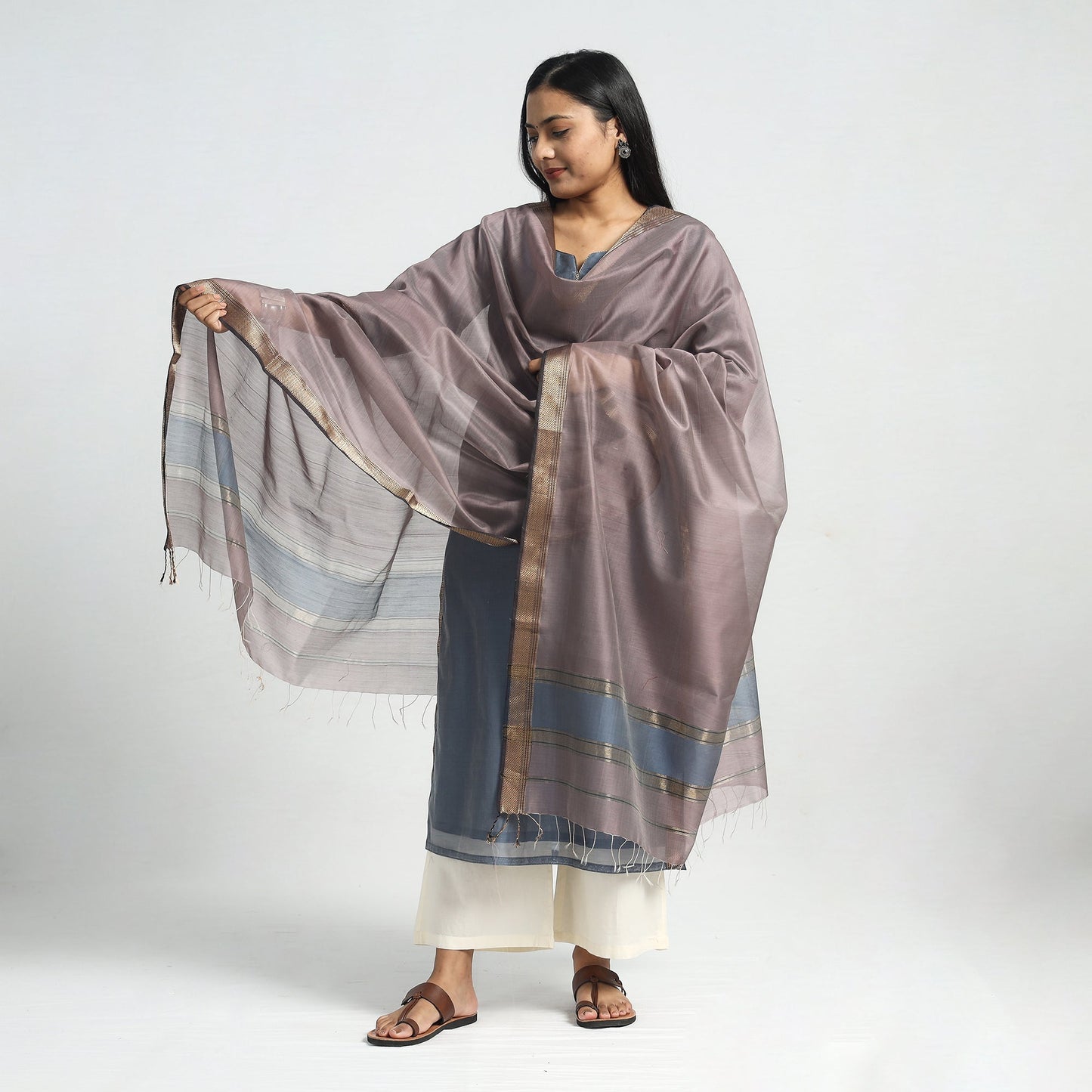Buy Traditional Maheshwari Handloom Silk Cotton Tissue Zari Work Kurta with Dupatta Set Online at iTokri.com