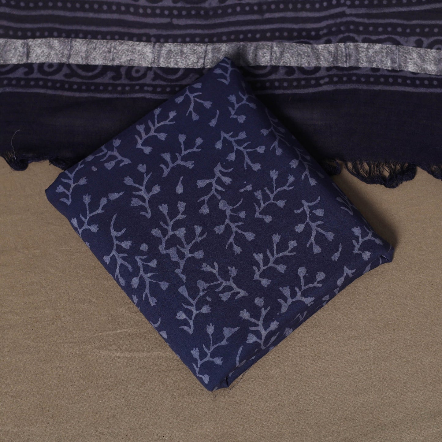 Hand block jaipur print linen 3pc unstitched dress material