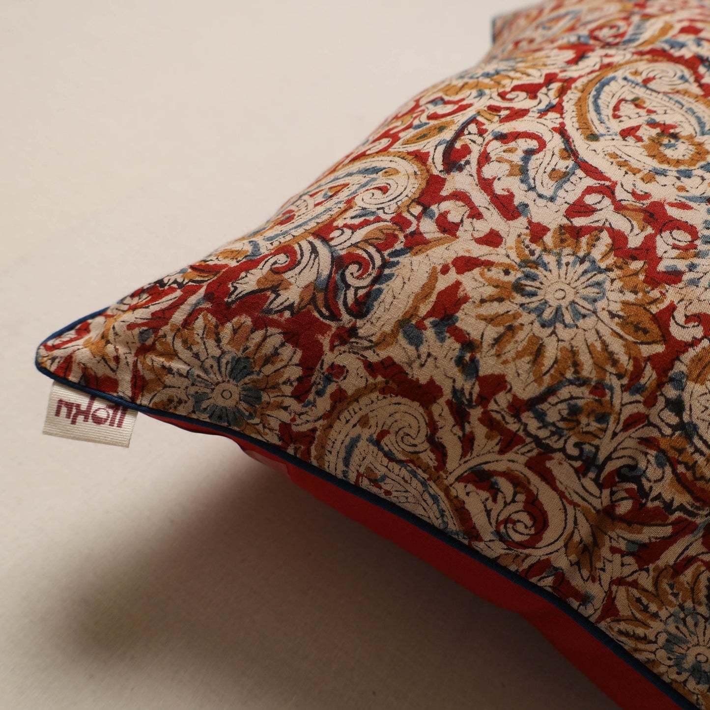 Hand kalamkari cushion cover 51 - handcrafted