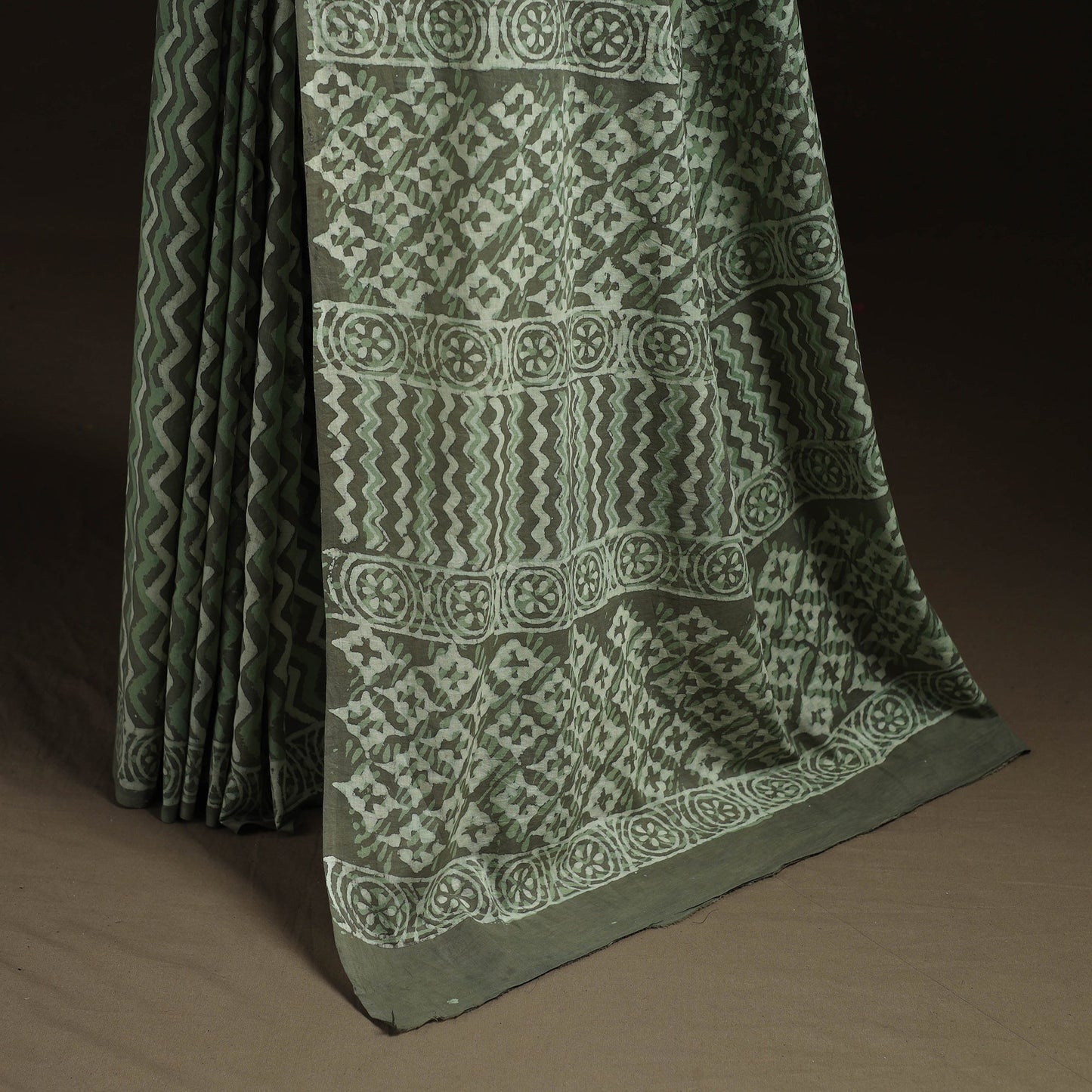 Hand block pure mul cotton batik print saree 20