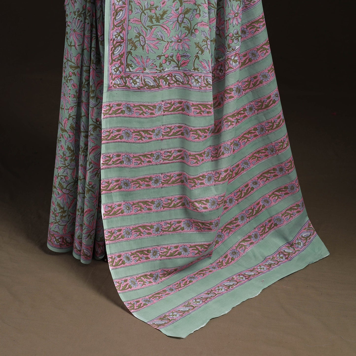 Hand block pure mul cotton sanganeri floral print saree 28