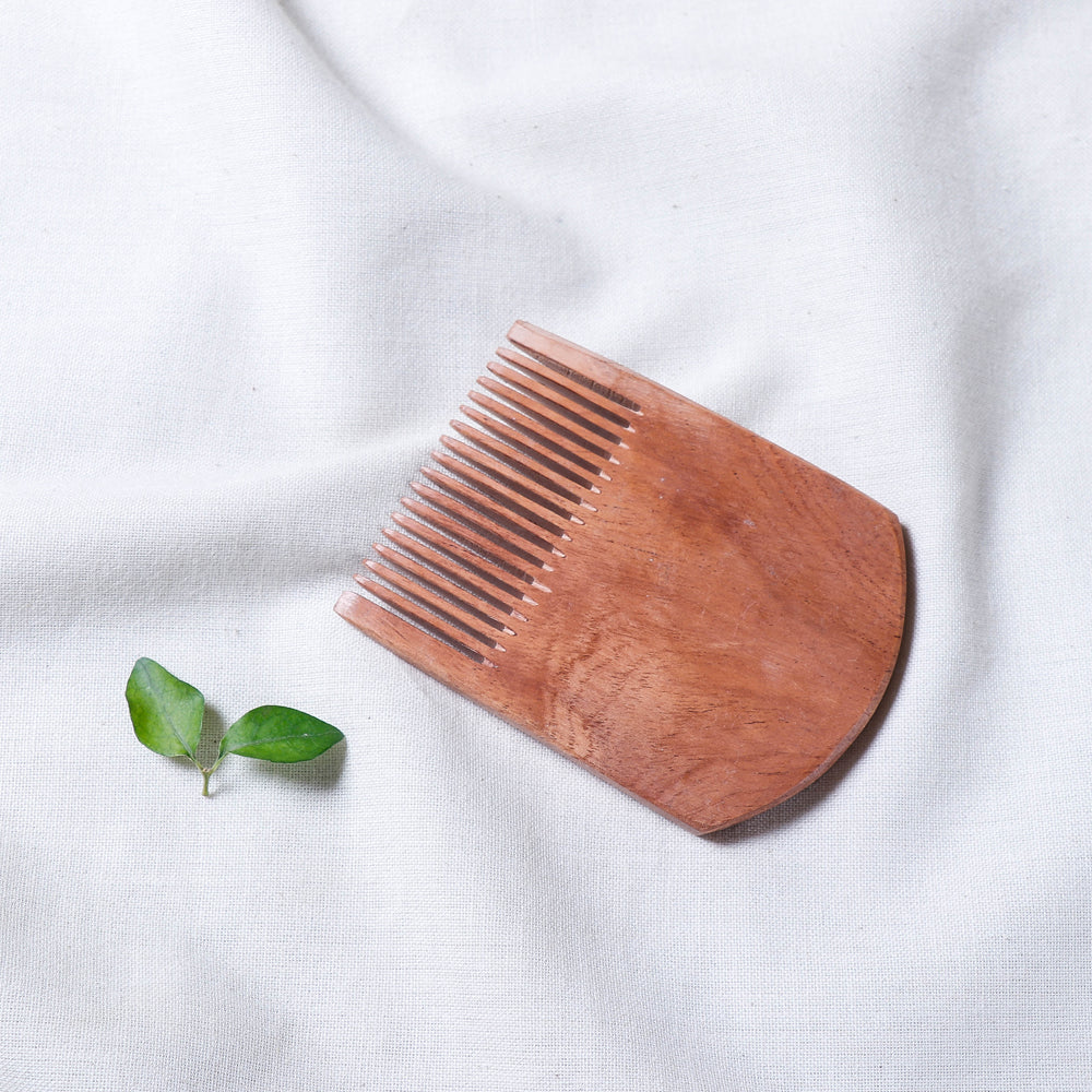 Handcarved Natural Neem Wood Comb (Small) Online in India