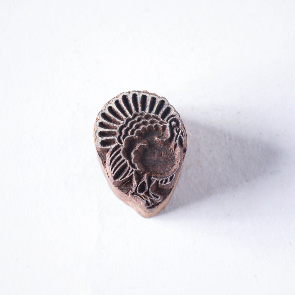 Brown Hand-carved Sheesham Wood Block