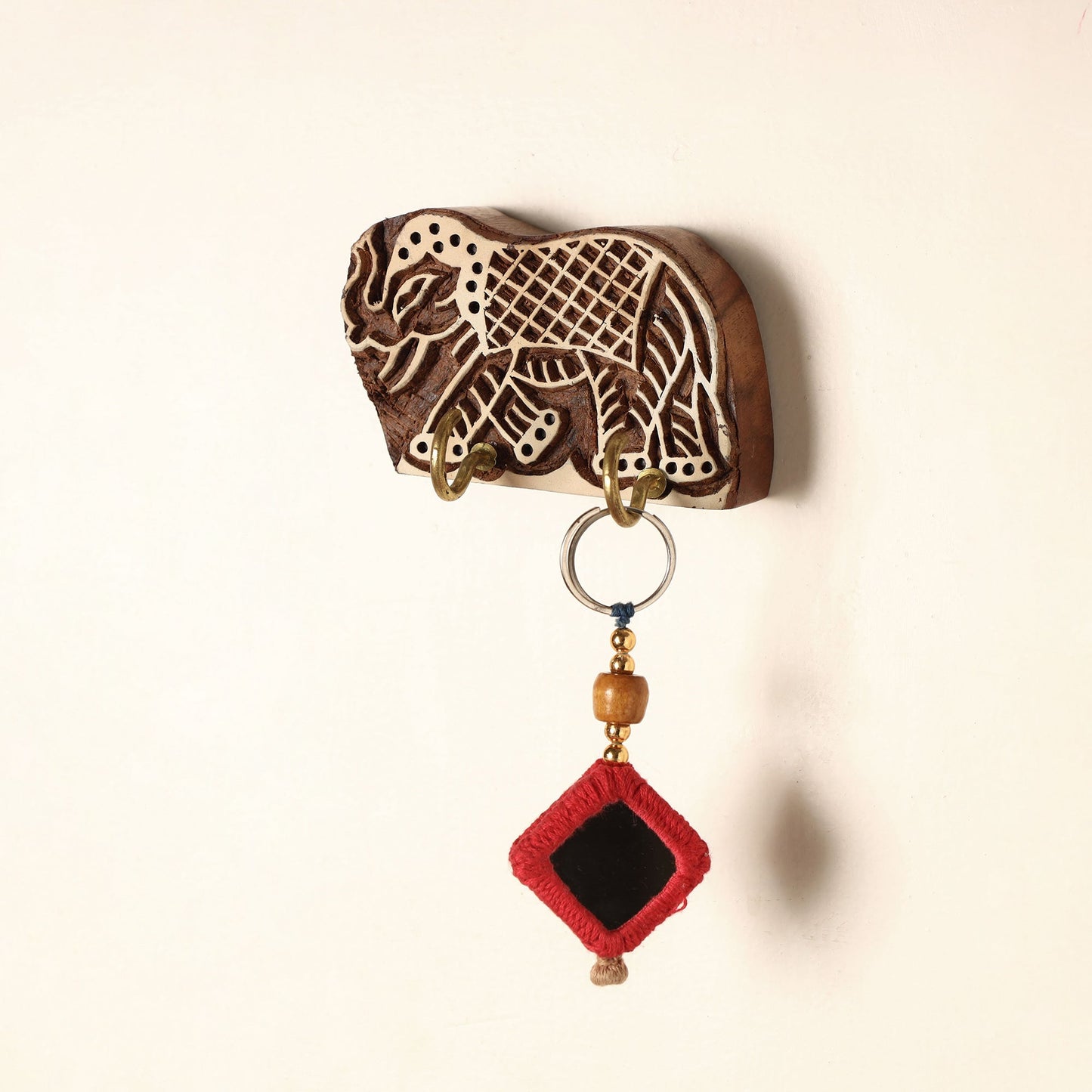 Hand Carved Sheesham Wood Block Key Hanger ( 2 pegs) Online in India l iTokri.com