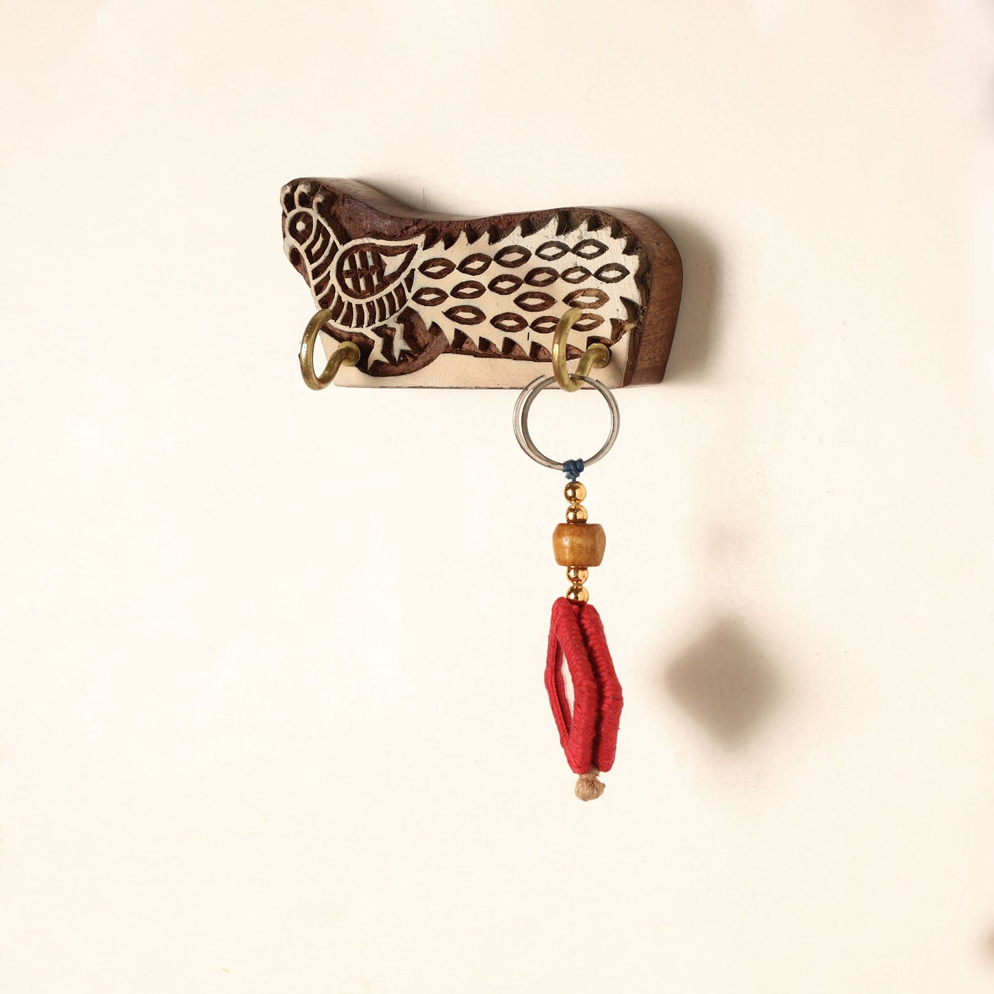 Hand Carved Sheesham Wood Block Key Hanger ( 2 pegs) Online in India l iTokri.com