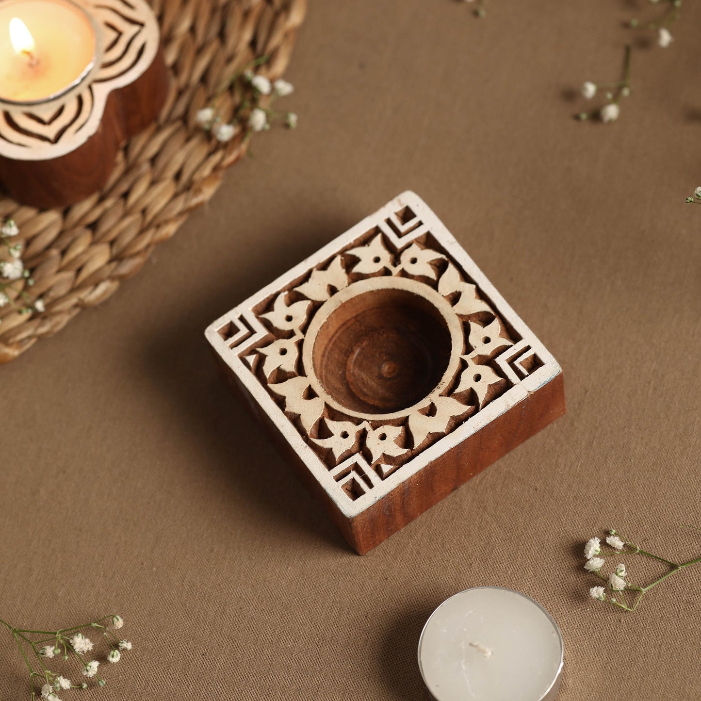Hand Carved Sheesham Wood Block Tealight Candle Holder Online | iTokri