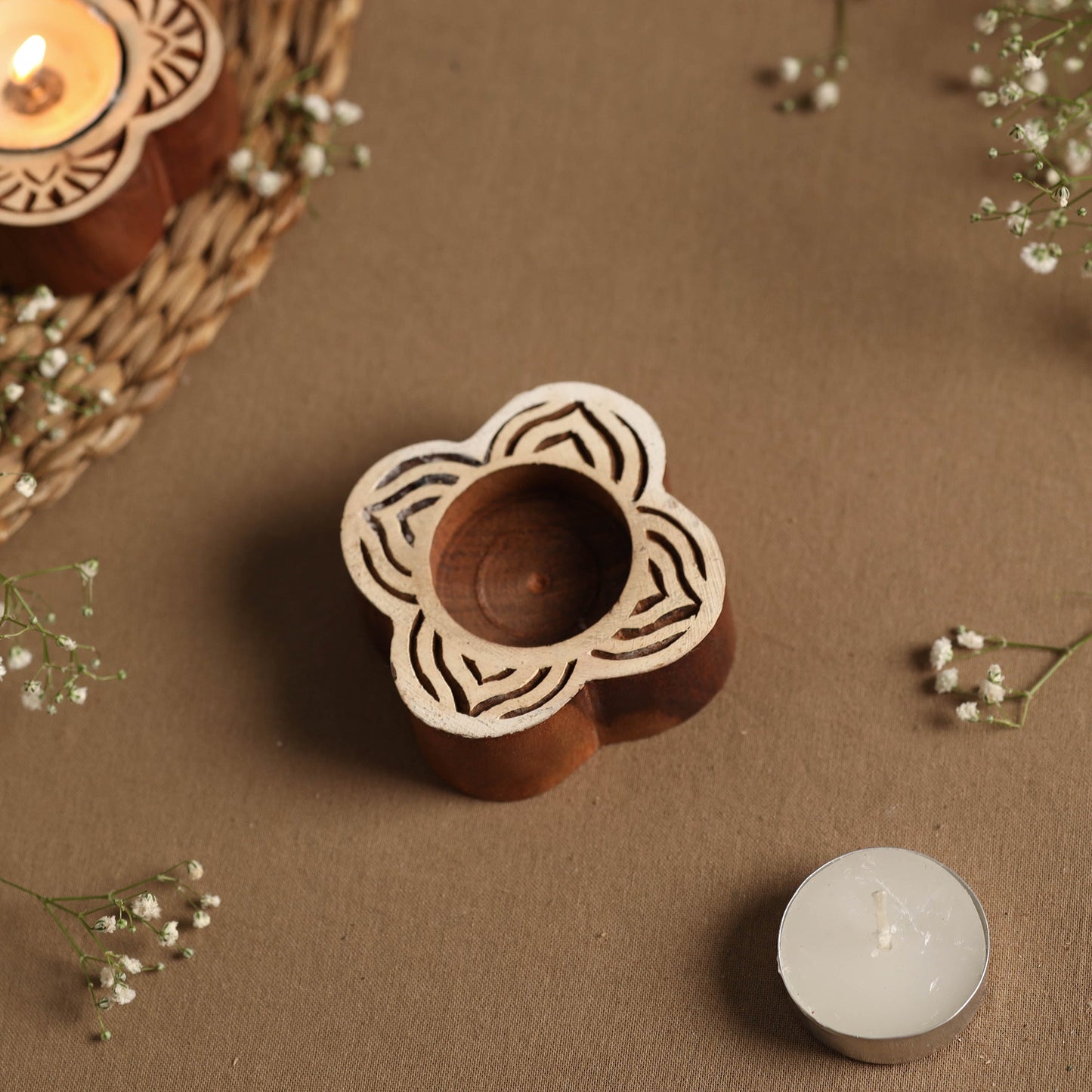 Hand Carved Sheesham Wood Block Tealight Candle Holder Online in India l iTokri.com