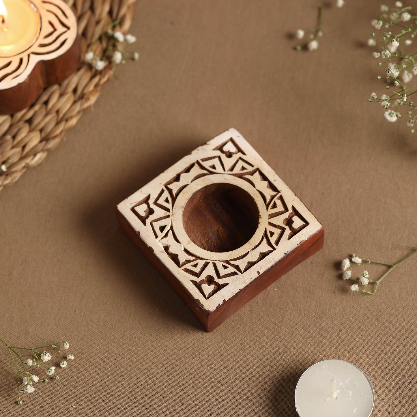 Hand Carved Sheesham Wood Block Tealight Candle Holder Online in India l iTokri.com