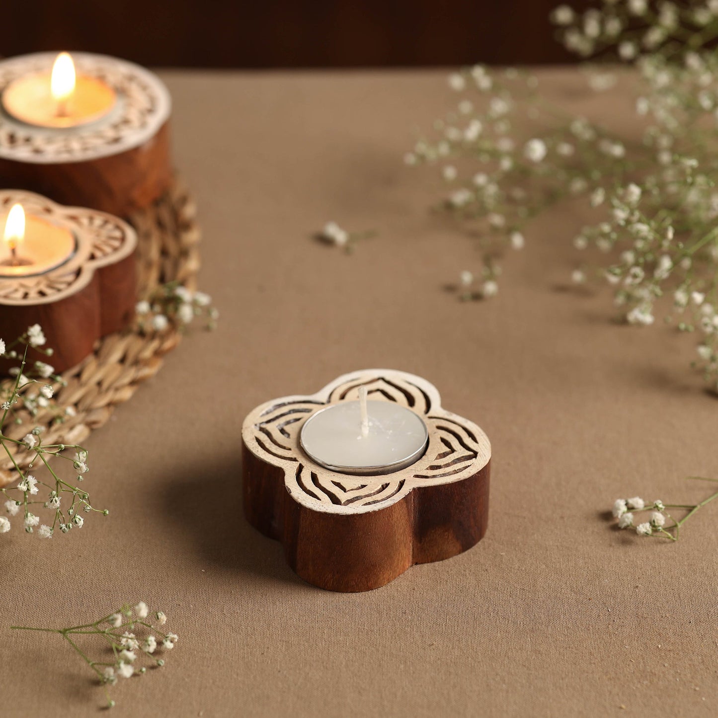 Hand Carved Sheesham Wood Block Tealight Candle Holder Online in India l iTokri.com