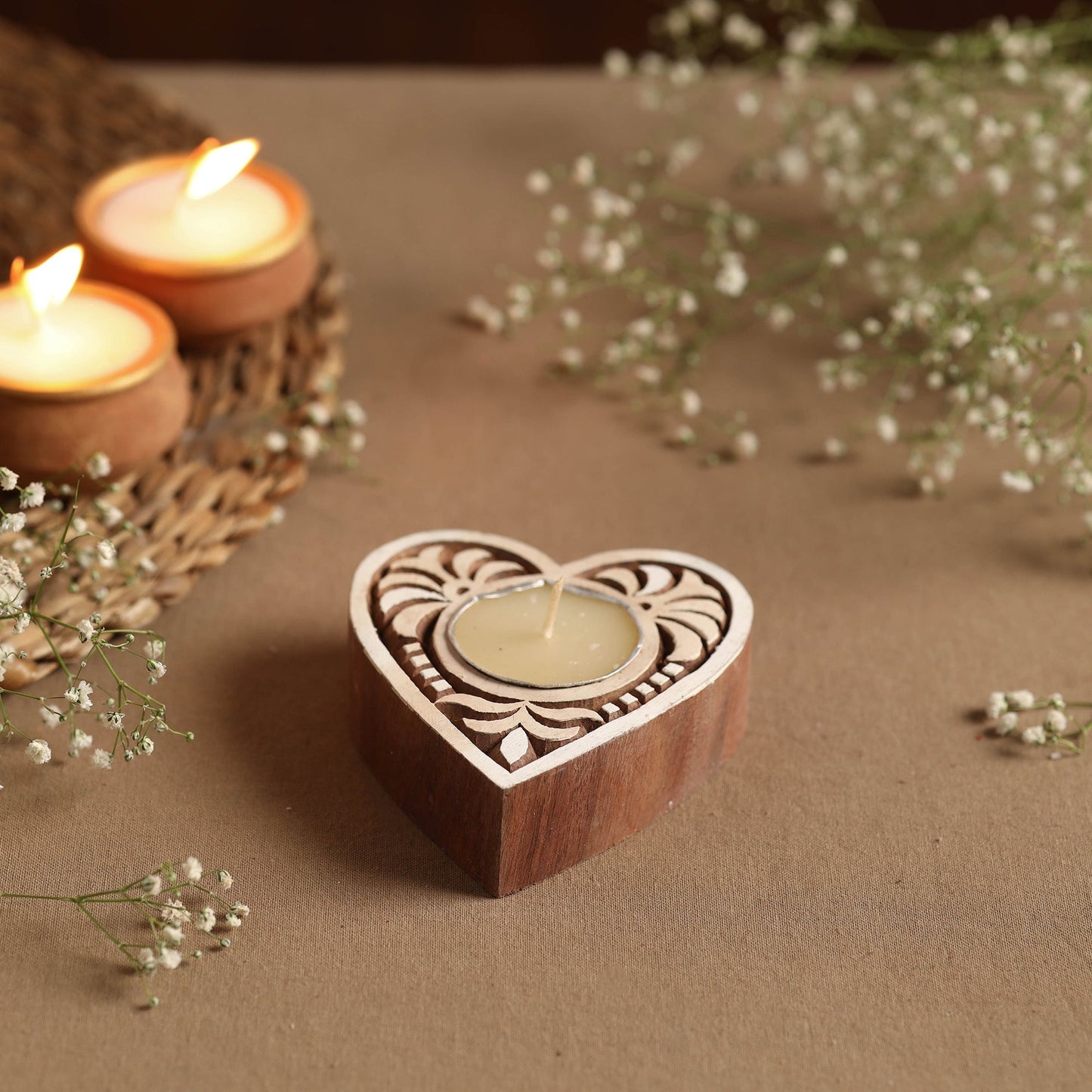Hand Carved Sheesham Wood Block Tealight Candle Holder Online in India l iTokri.com