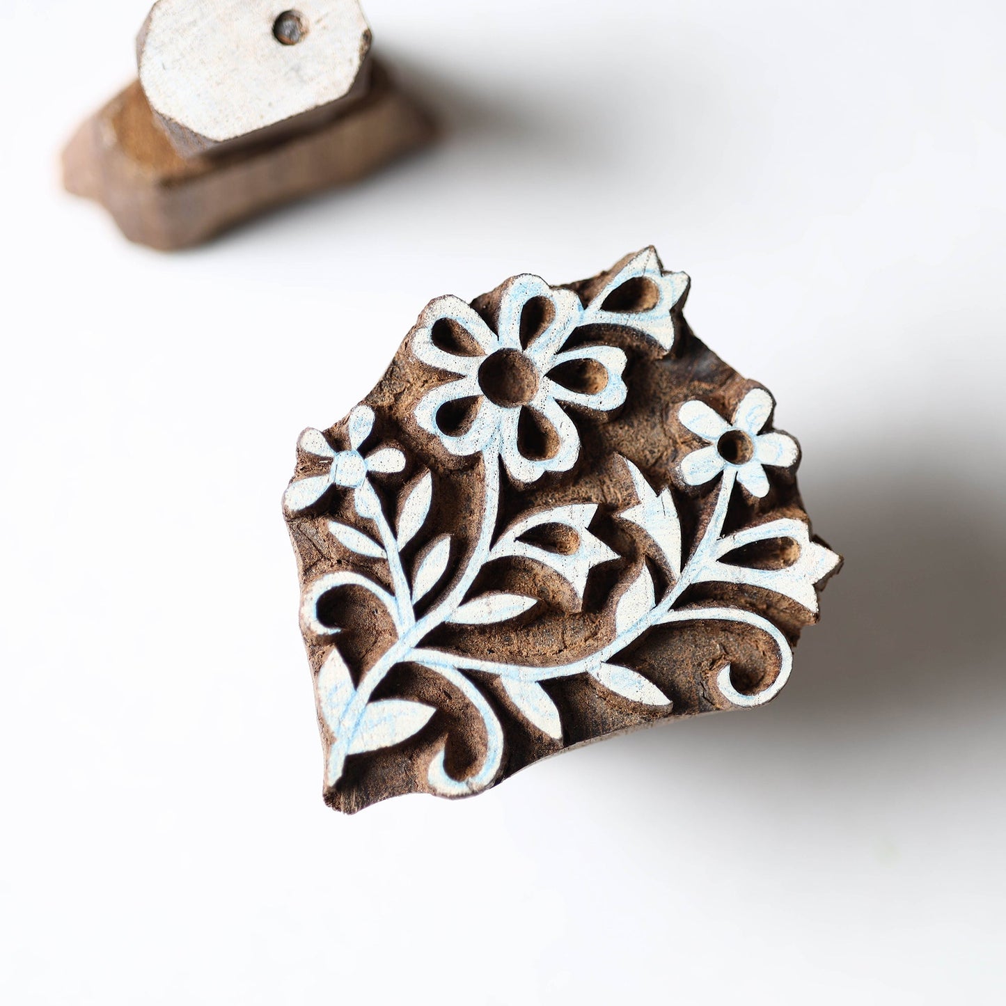 Hand-carved Teak Wood Block by Gangadhar Online in India l iTokri.com