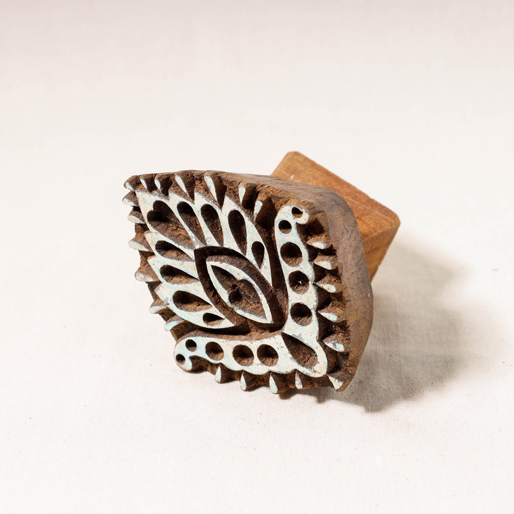 Hand-carved Teak Wood Block Online in India l iTokri.com
