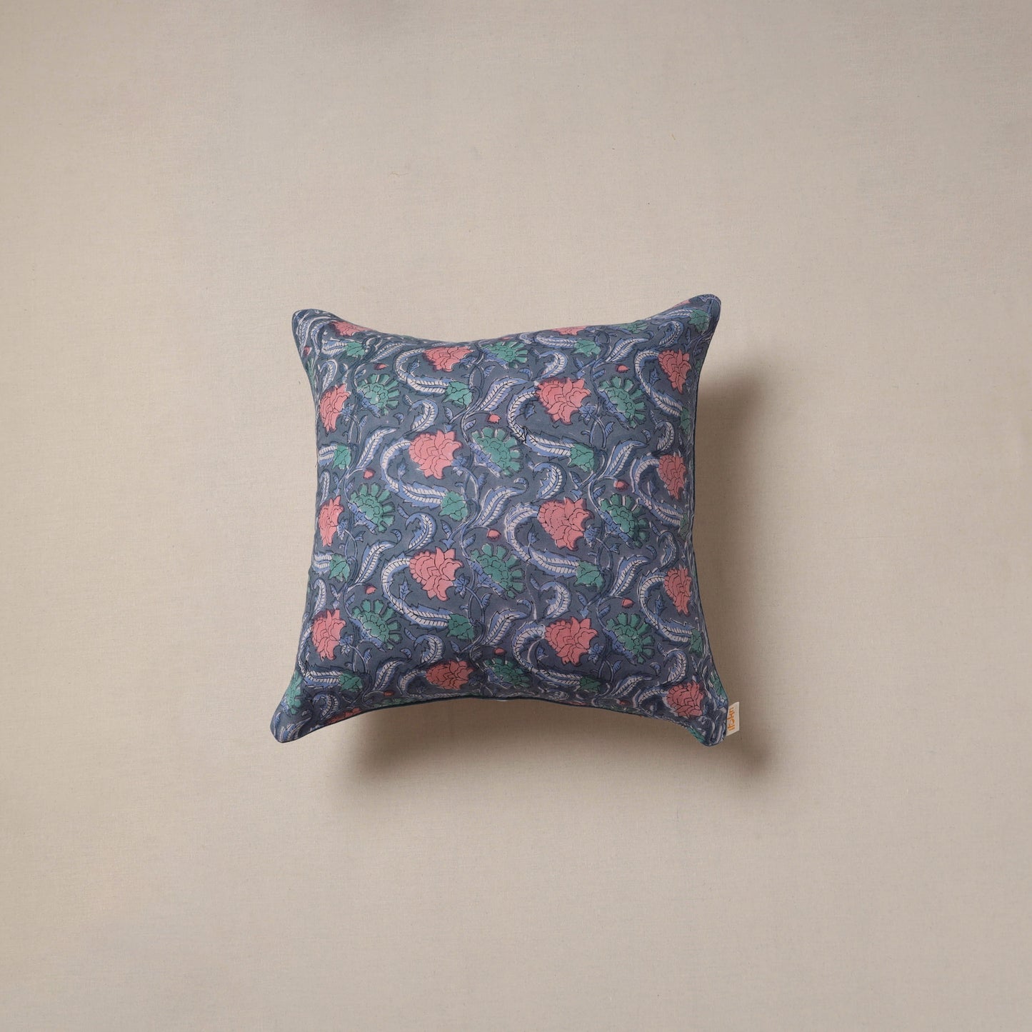 Hand sanganeri cushion cover 08 - handcrafted