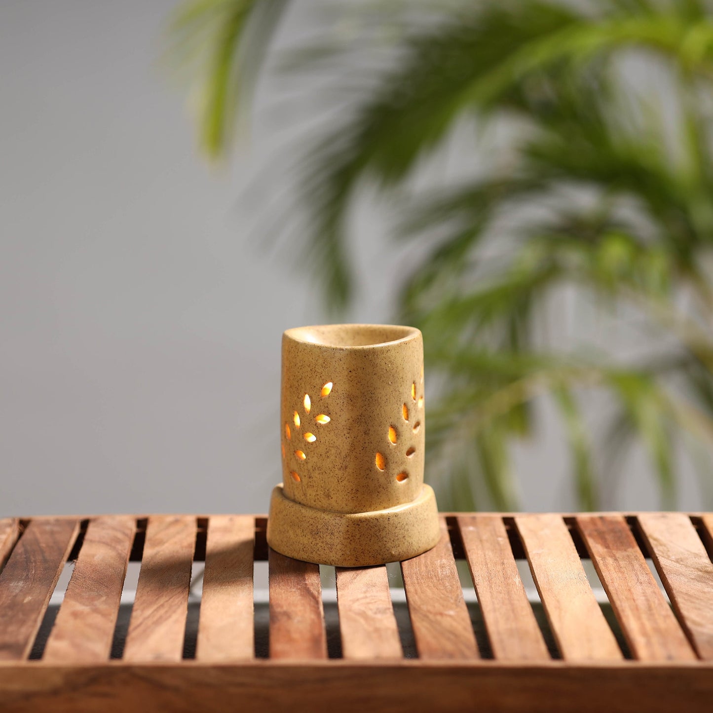 Handcrafted Ceramic Electrical Aroma Diffuser