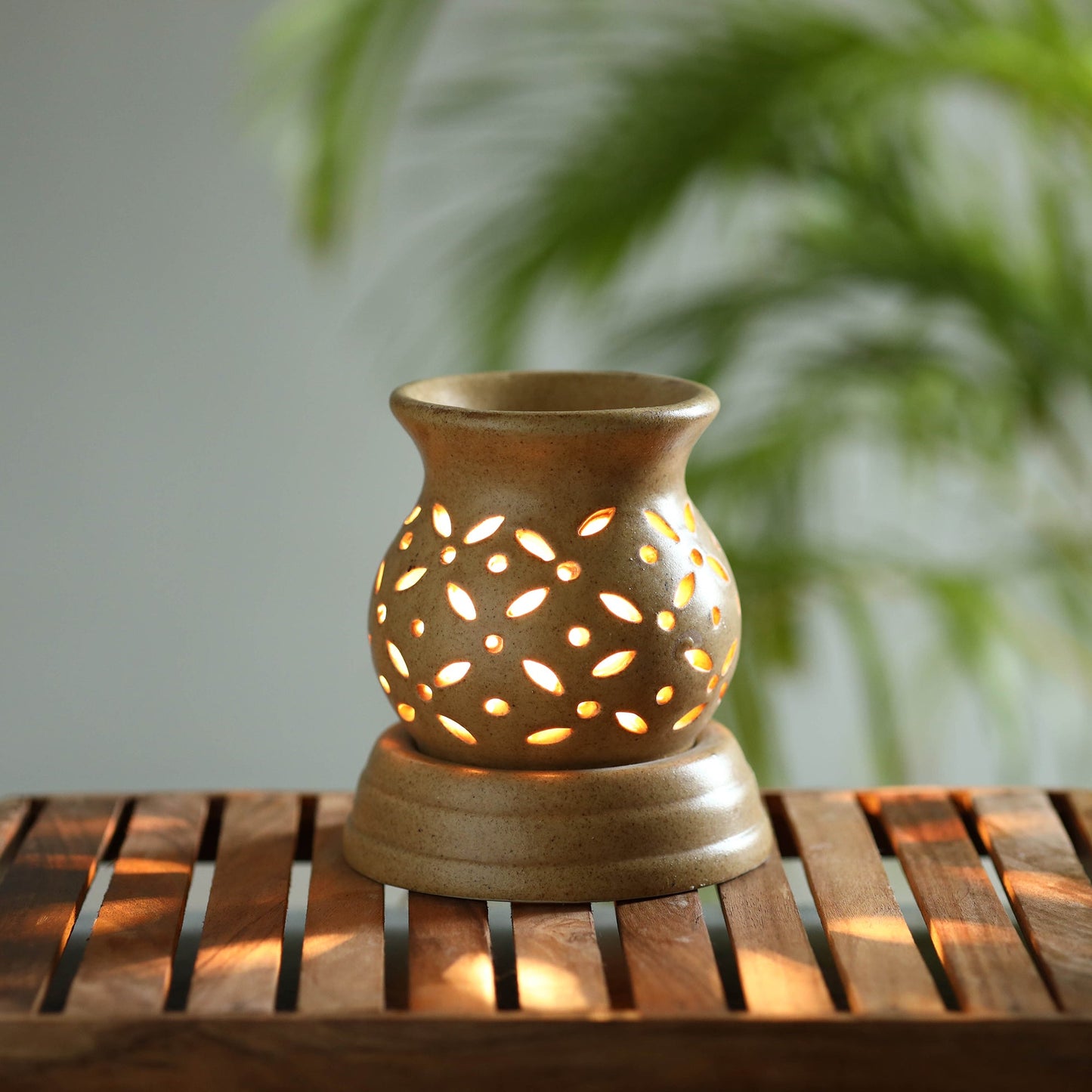 Handcrafted Ceramic Electrical Aroma Diffuser