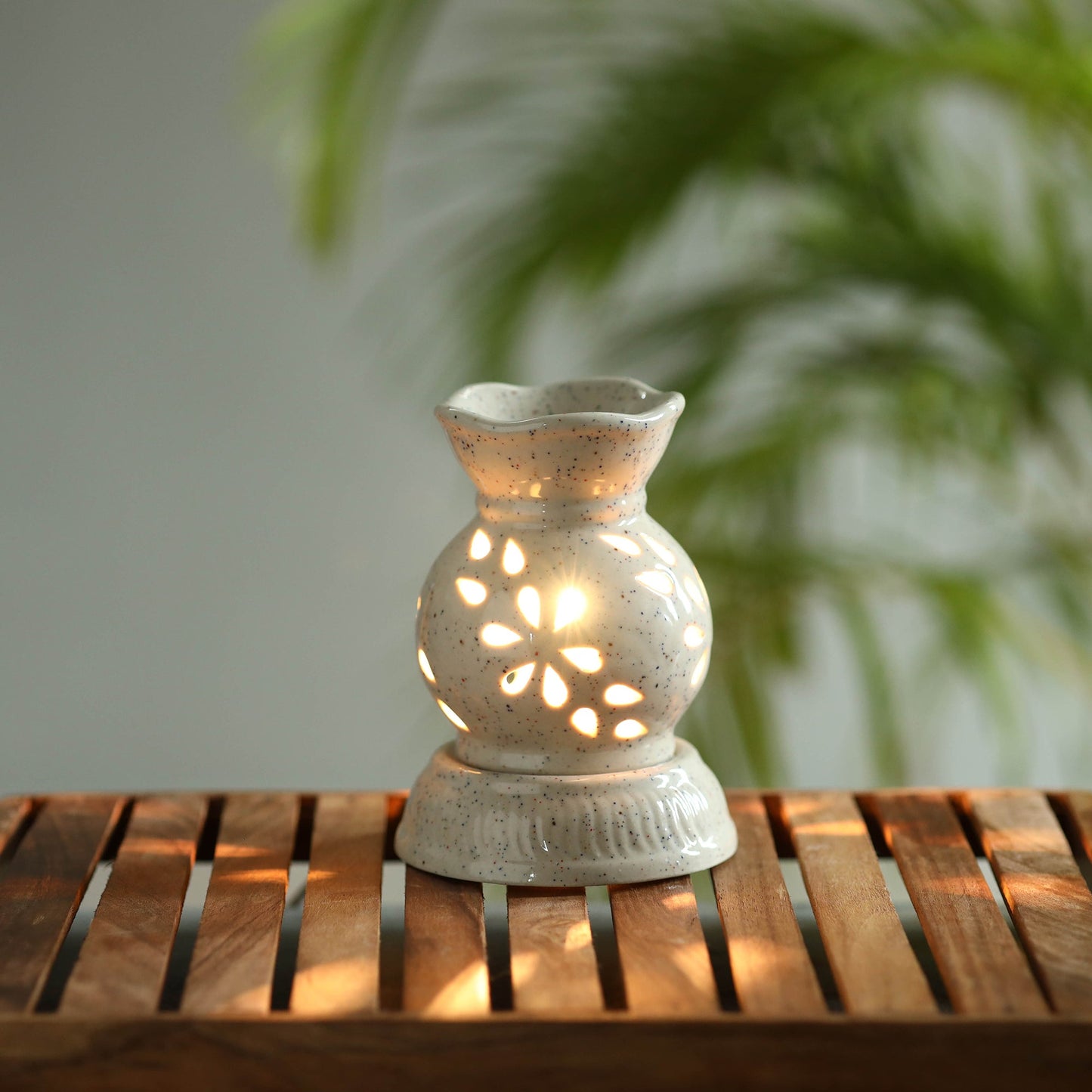 Handcrafted Ceramic Electrical Aroma Diffuser