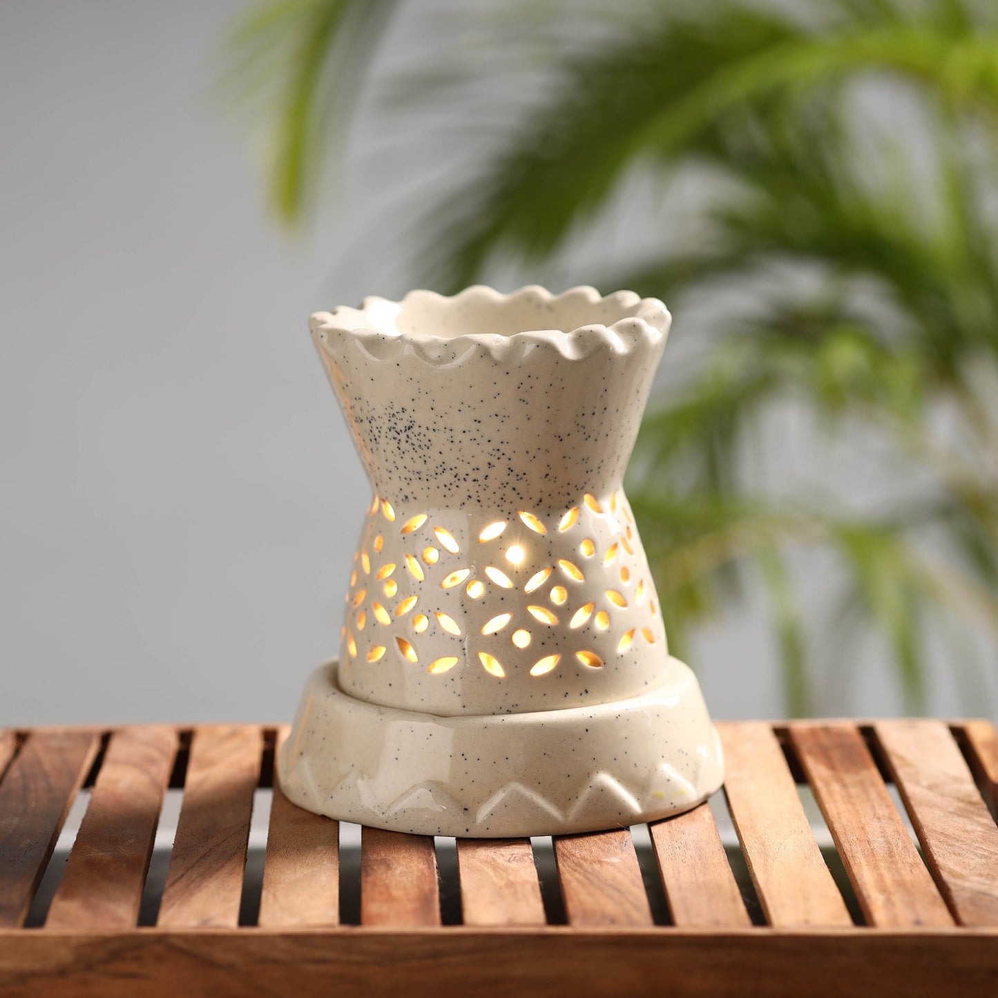 Handcrafted Ceramic Electrical Aroma Diffuser