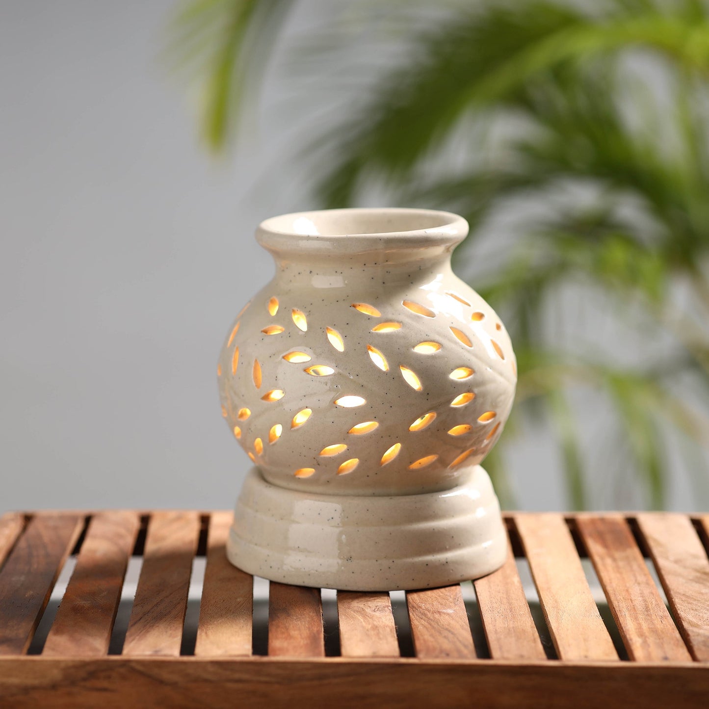 Handcrafted Ceramic Electrical Aroma Diffuser