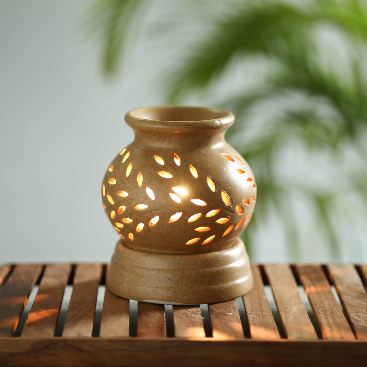 Handcrafted Ceramic Electrical Aroma Diffuser