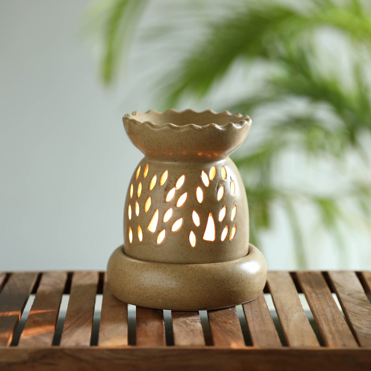 Handcrafted Ceramic Electrical Aroma Diffuser