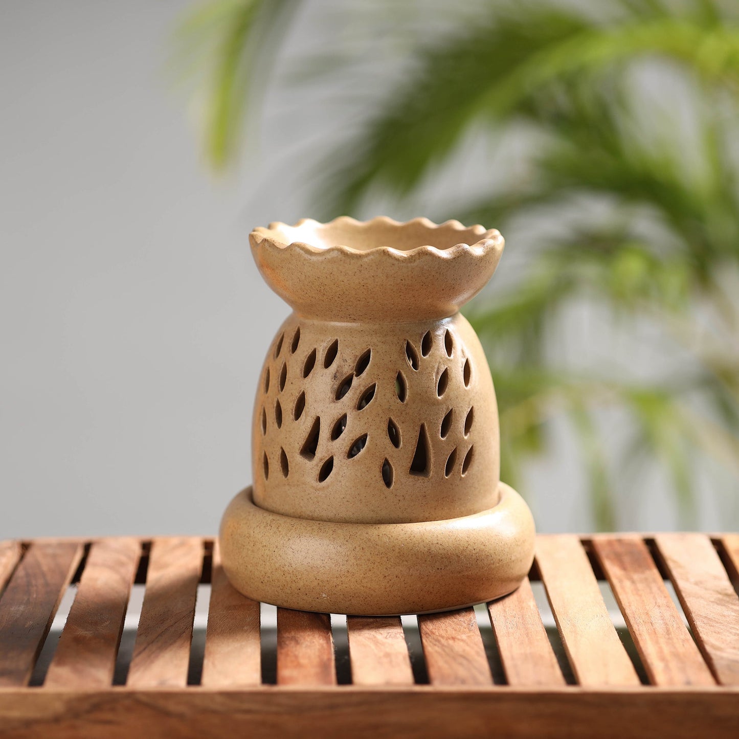 Handcrafted Ceramic Electrical Aroma Diffuser