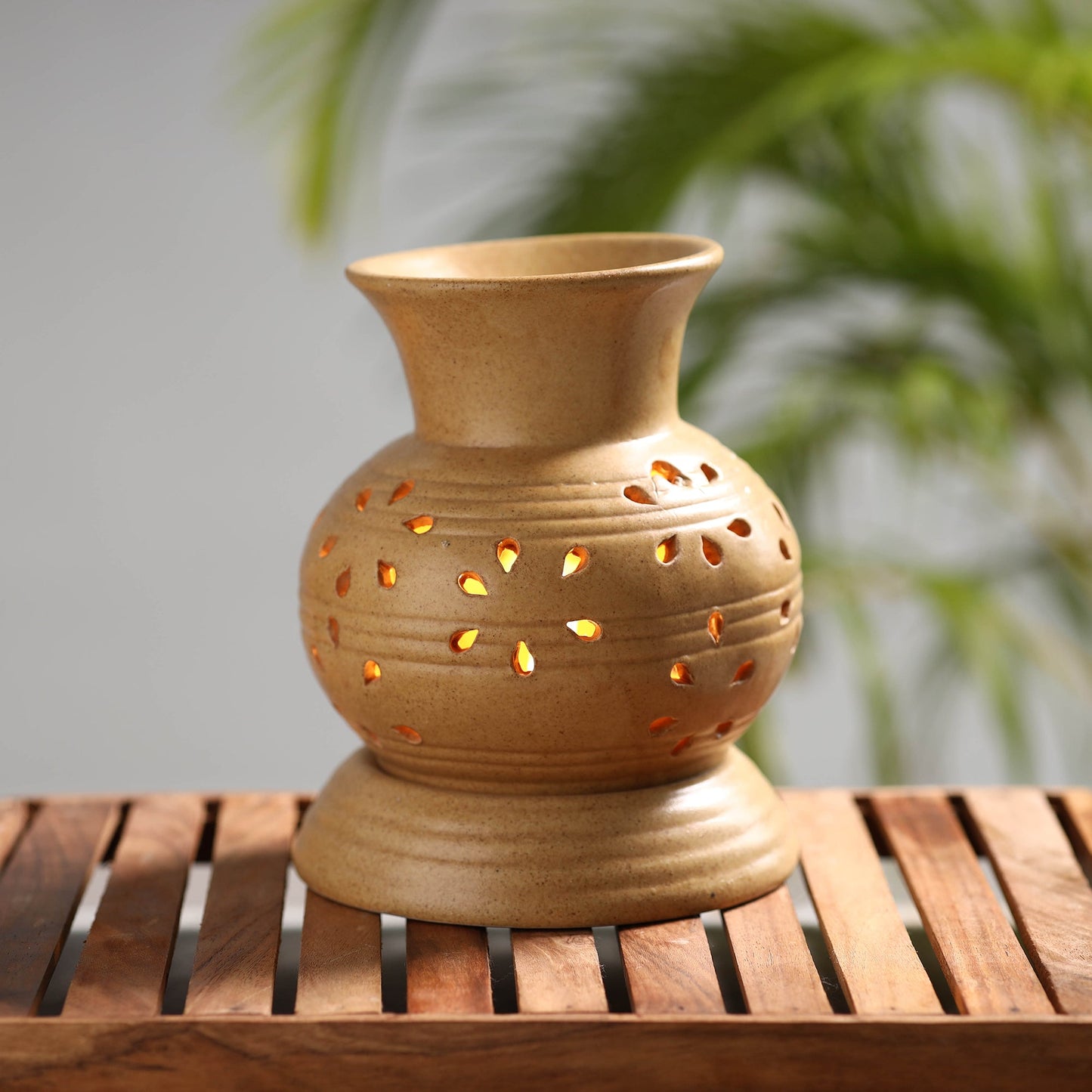 Handcrafted Ceramic Electrical Aroma Diffuser