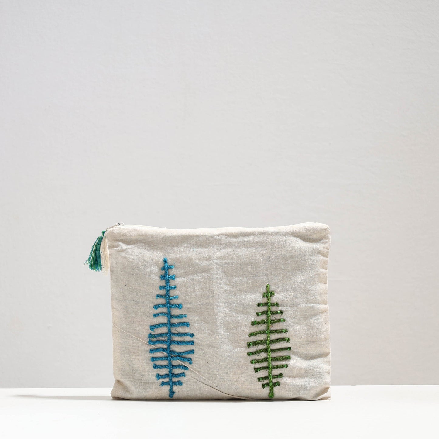 Handcrafted Cotton Recycled Leaf Design Tablet Pouch