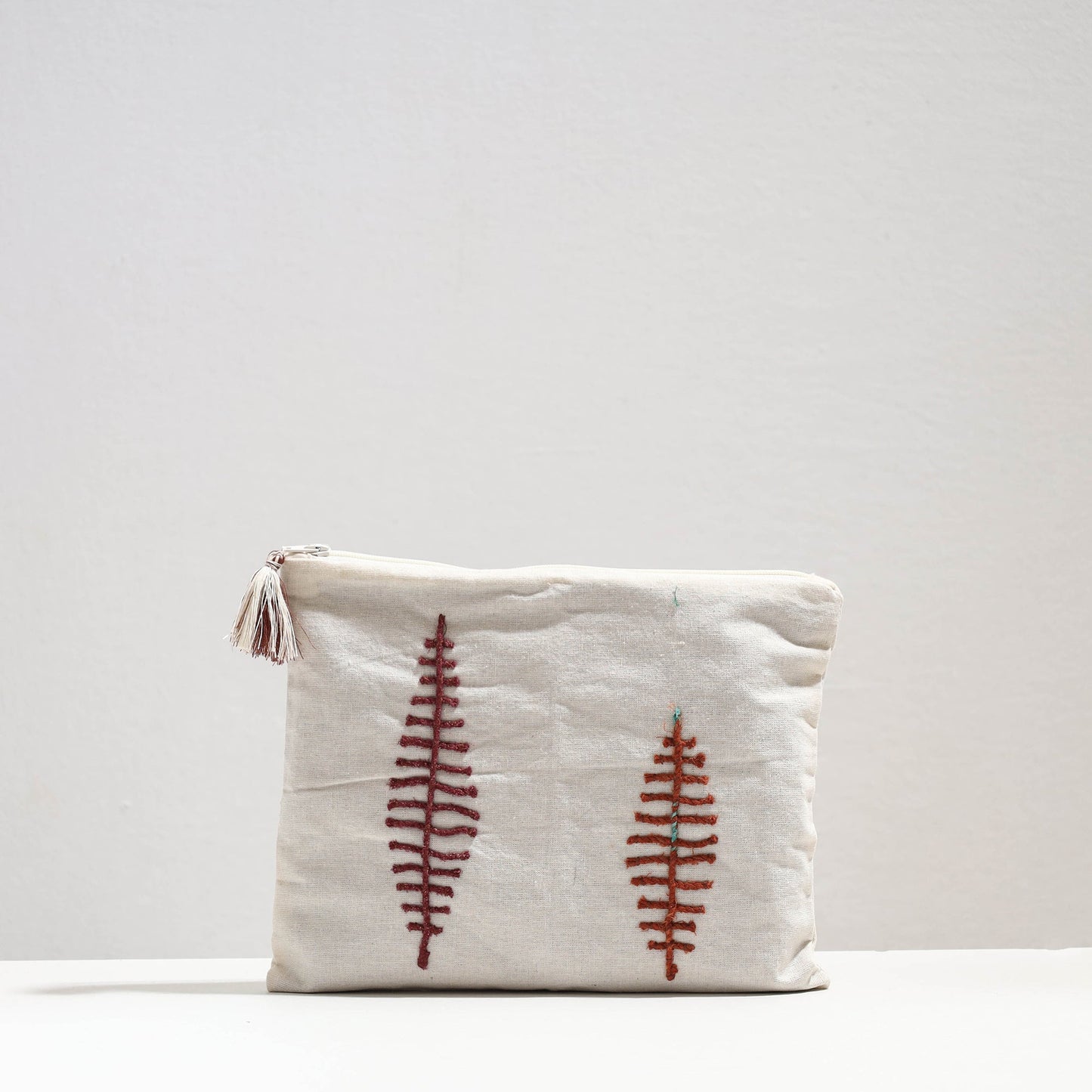 Handcrafted Cotton Recycled Leaf Design Tablet Pouch