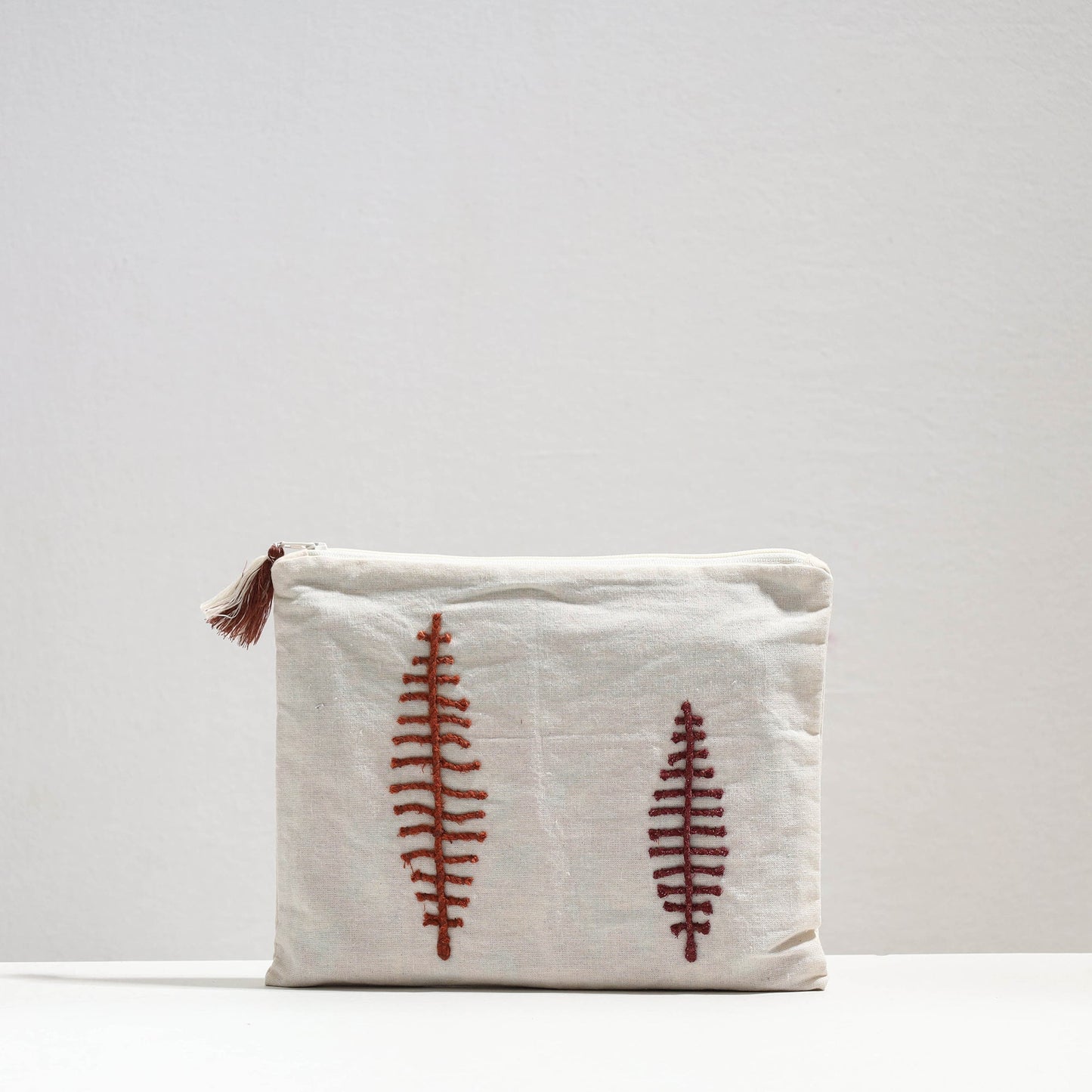 Handcrafted Cotton Recycled Leaf Design Tablet Pouch