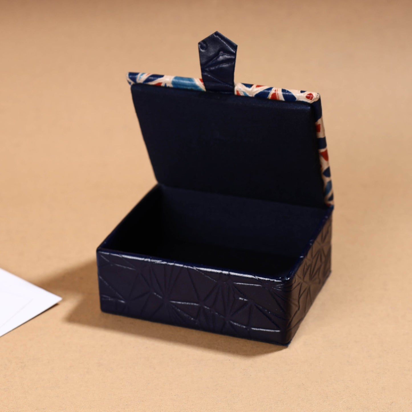 Handcrafted Embossed Leather Card Holder 03