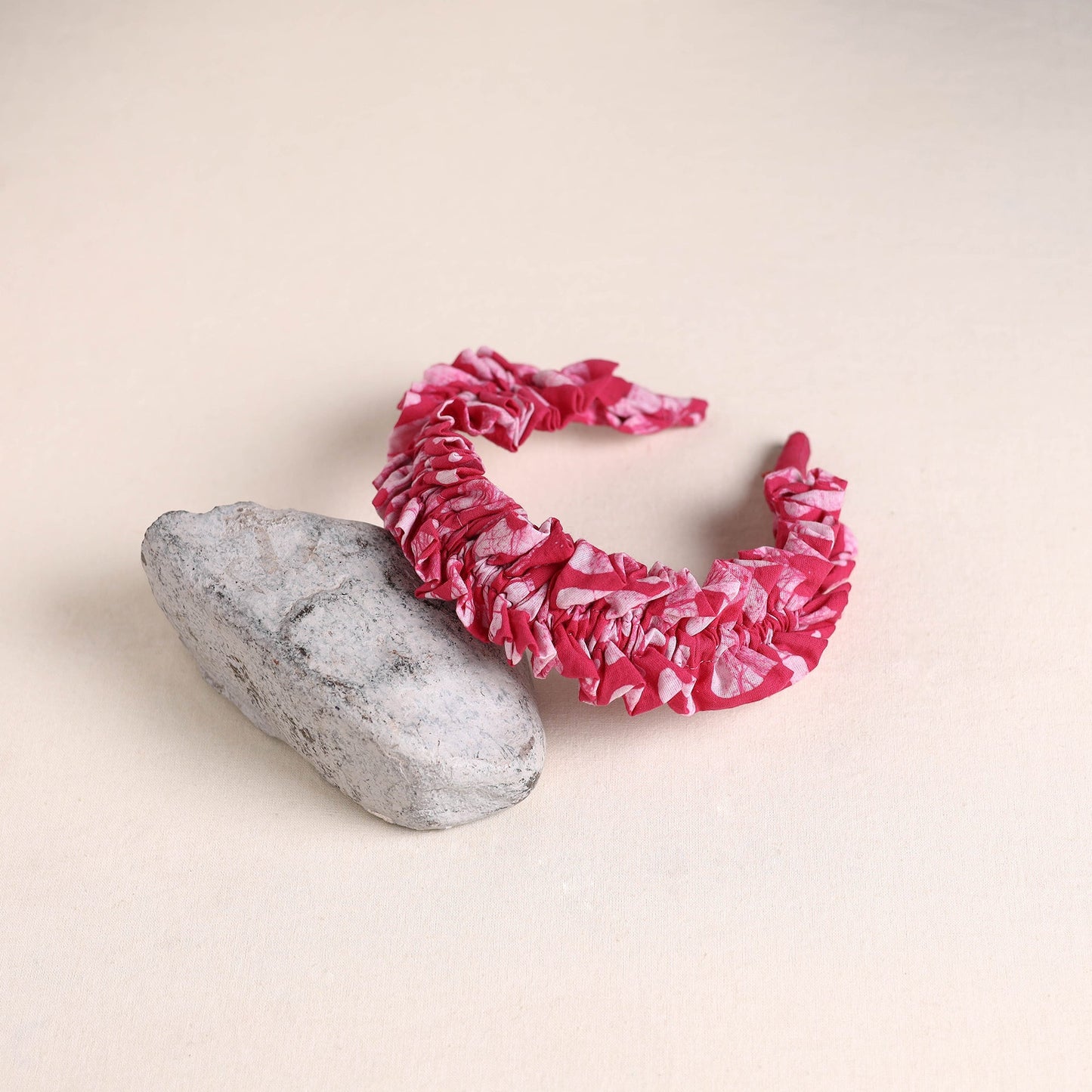 Handcrafted fab artwork hair band 19
