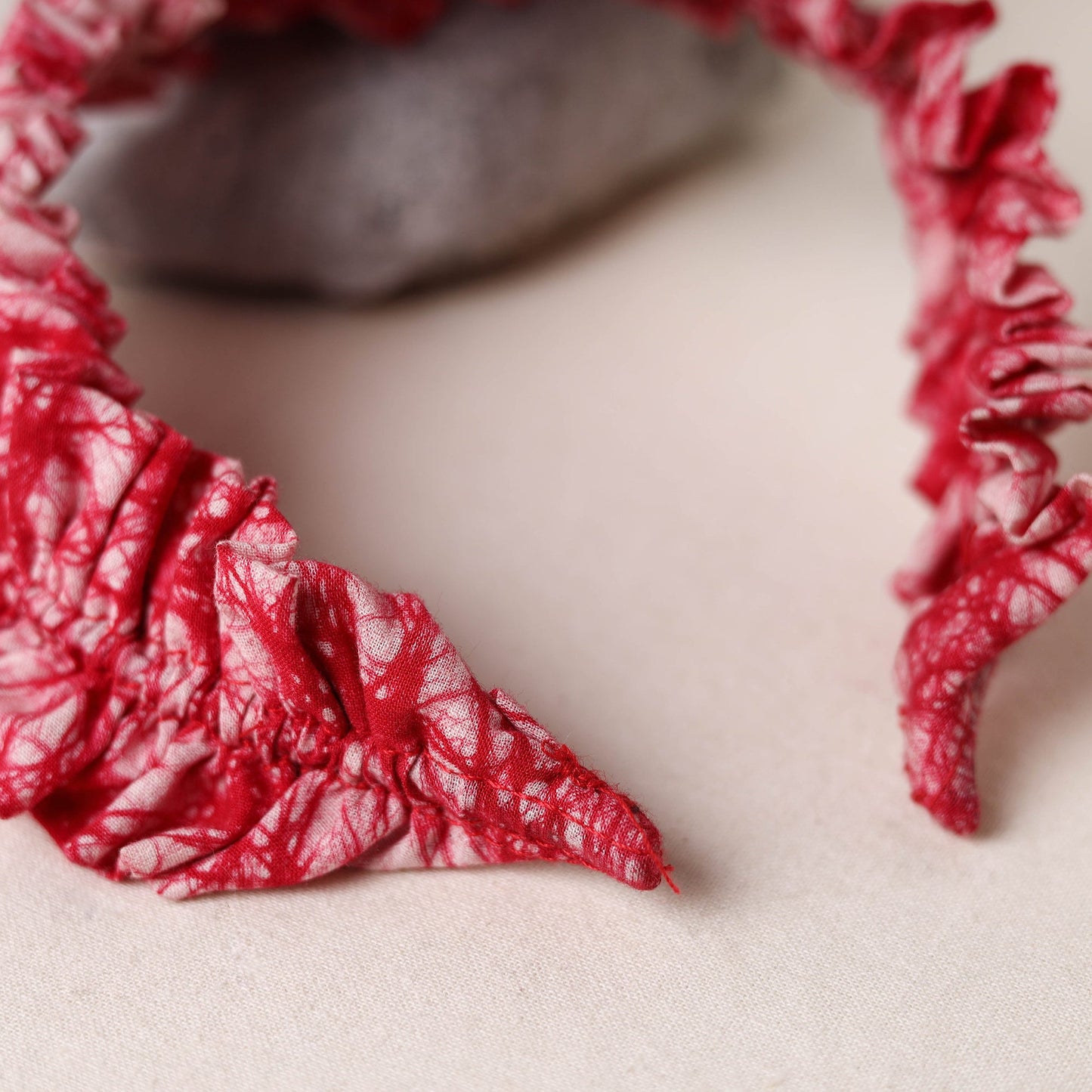 Handcrafted fab artwork hair band 21