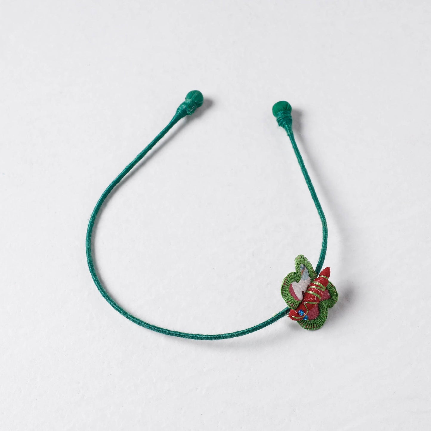 Handmade Katran Artwork Hair Band Online in India l iTokri.com