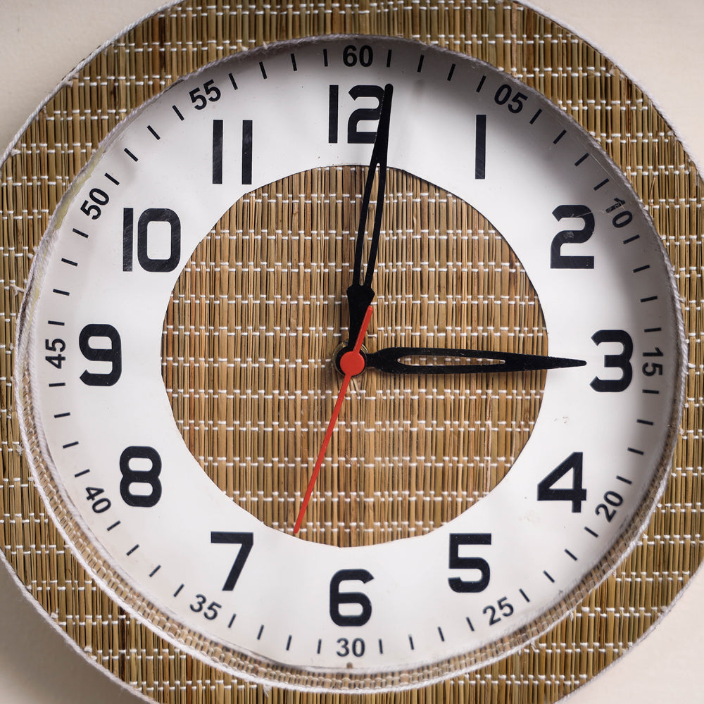 Handcrafted Madur Grass Wall Clock of Midnapur
