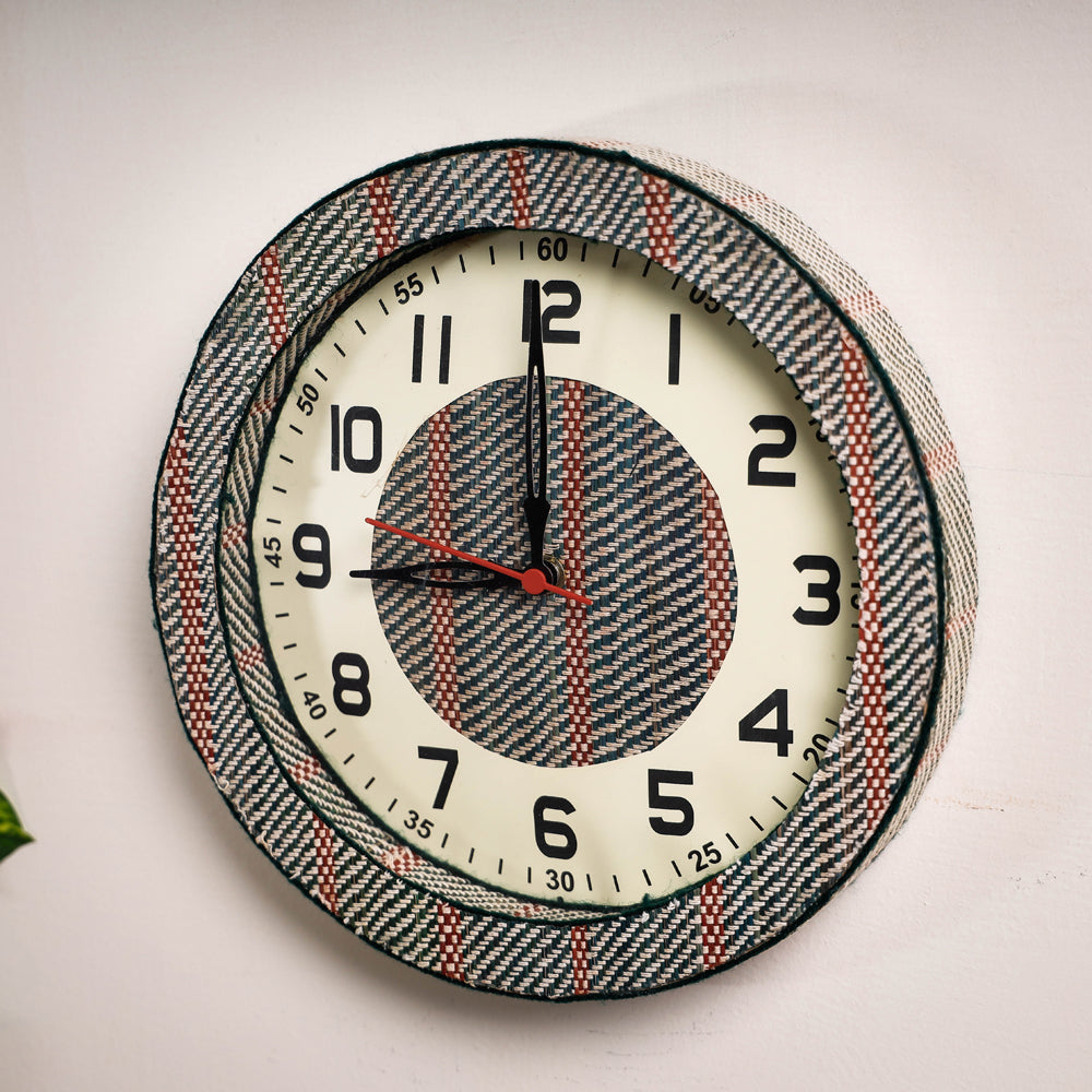 Handcrafted Madur Grass Wall Clock of Midnapur