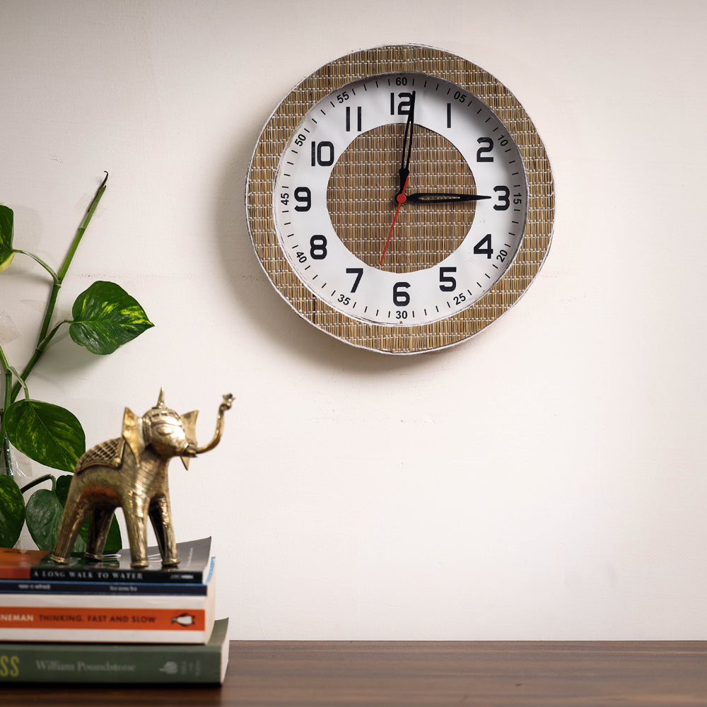 Handcrafted Madur Grass Wall Clock of Midnapur