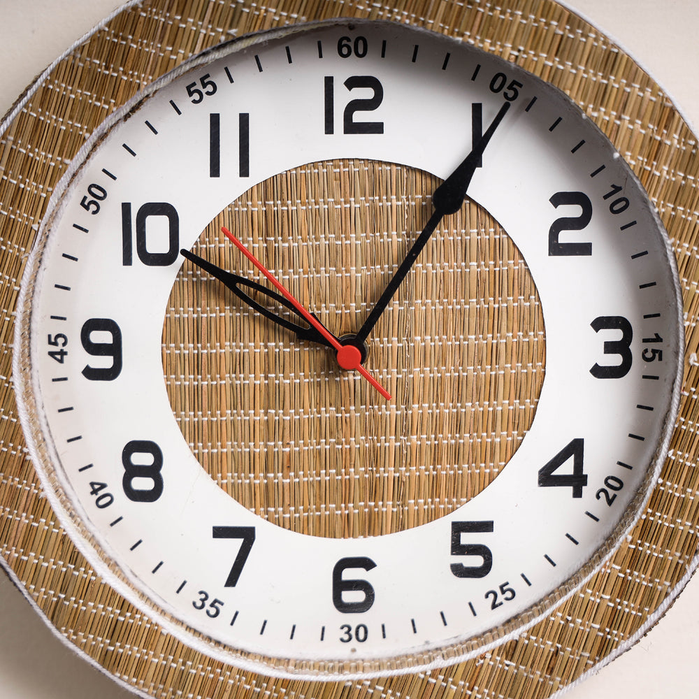 Handcrafted Madur Grass Wall Clock of Midnapur