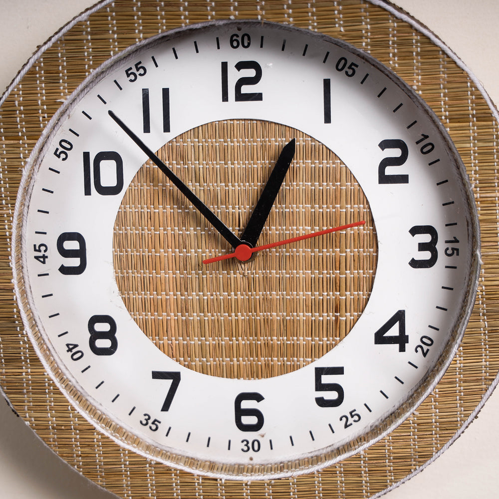 Handcrafted Madur Grass Wall Clock of Midnapur